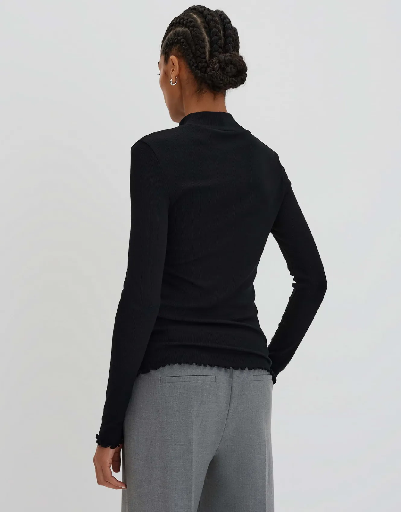 rippshirt_kinara_schwarz_online_bestellen_2.webp OPUS Rippshirt Kinara Schwarz Online Bestellen^Damen Basics | Shirts