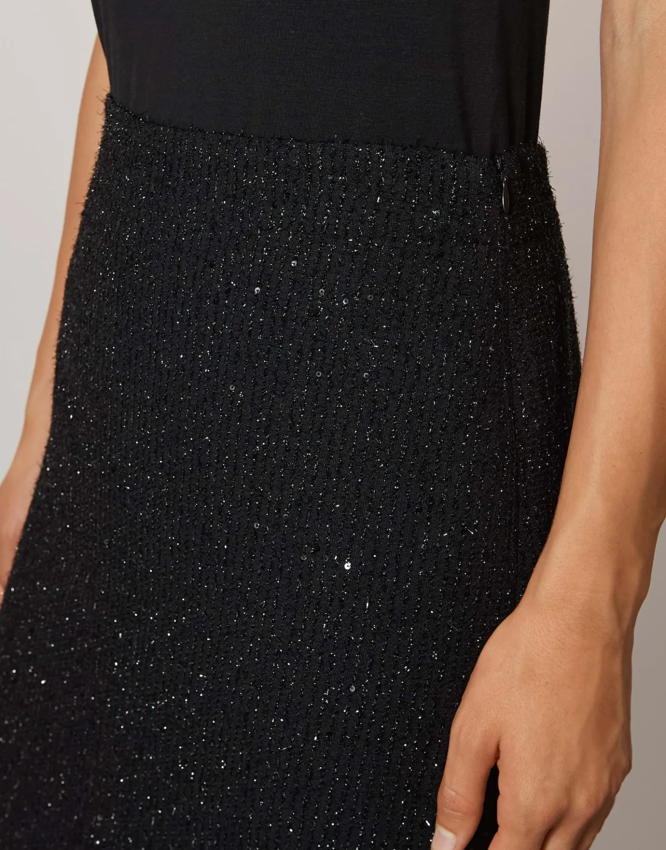 rock_onax_glitter_schwarz_online_bestellen_4.webp OPUS Rock Onax Glitter Schwarz Online Bestellen^Damen Röcke