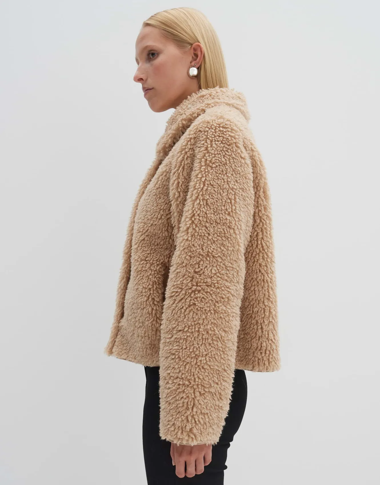rollkragenshirt_karlette_detail_beige_online_bestellen_3.webp OPUS Rollkragenshirt Karlette Detail Beige Online Bestellen^Damen Basics | Shirts