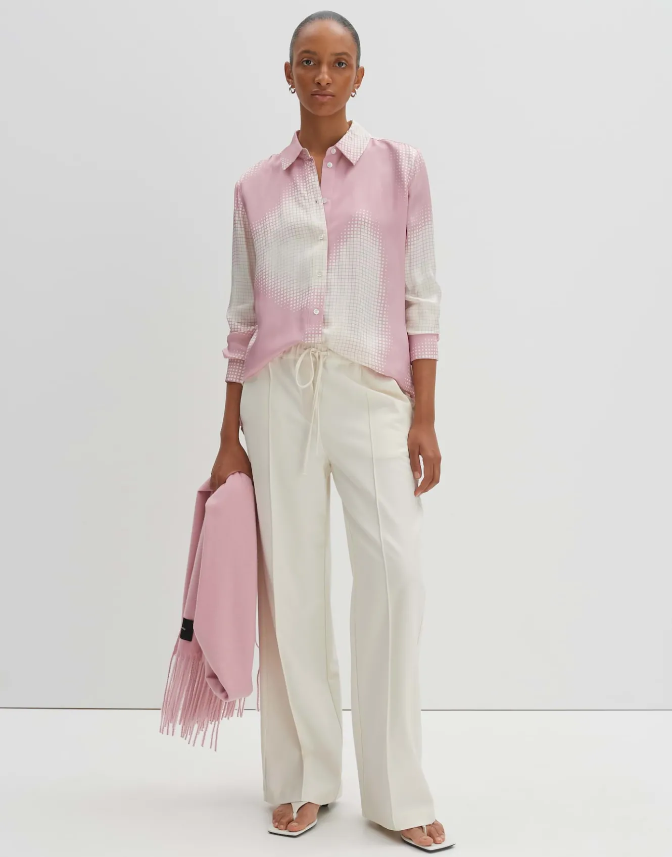 satinbluse_zisakia_ros_online_bestellen_5.webp OPUS Satinbluse Zisakia Rosé Online Bestellen^Damen Blusen