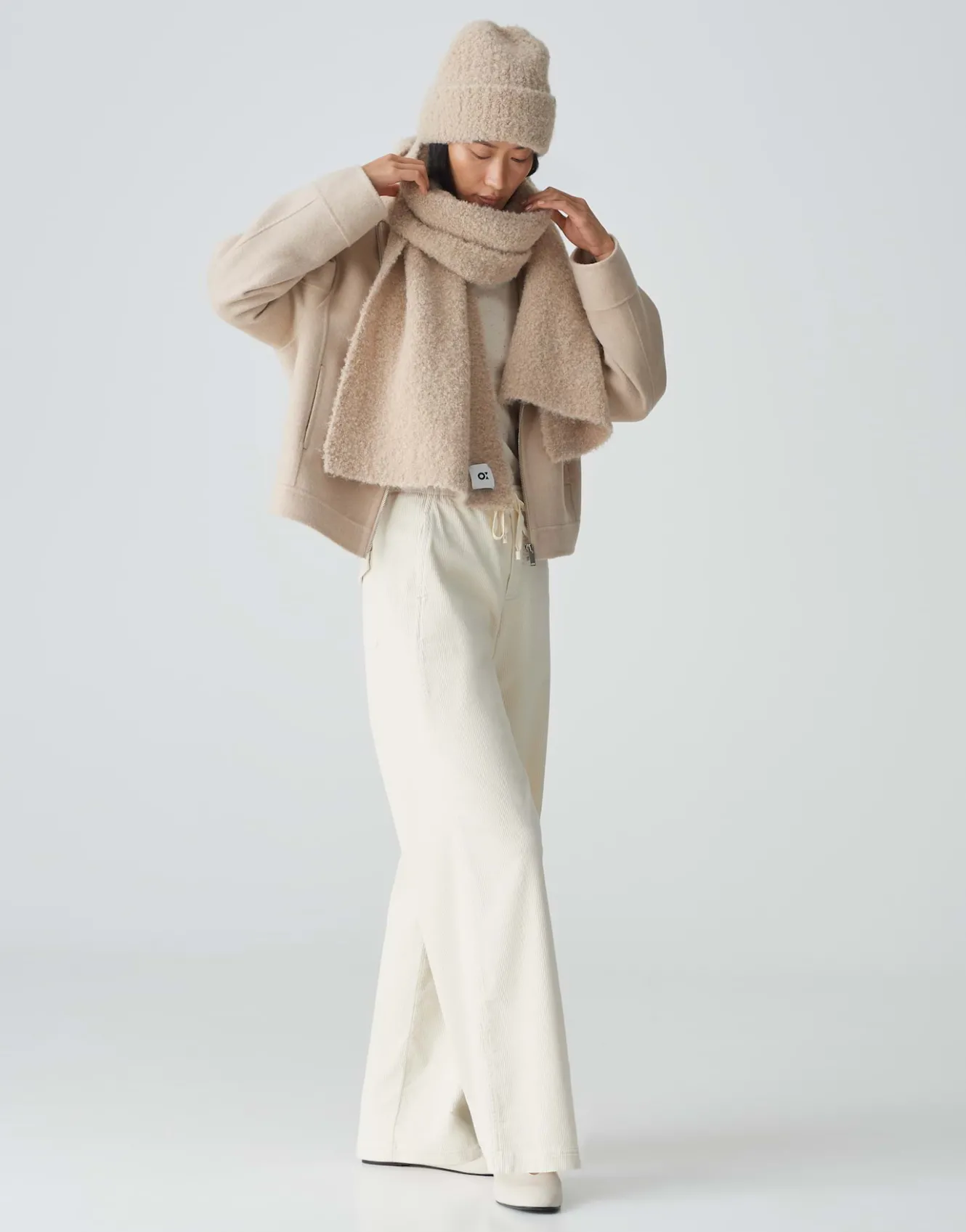 schal_apedita_scarf_beige_online_bestellen_2.webp OPUS Schal Apedita Scarf Beige Online Bestellen^Damen Accessoires