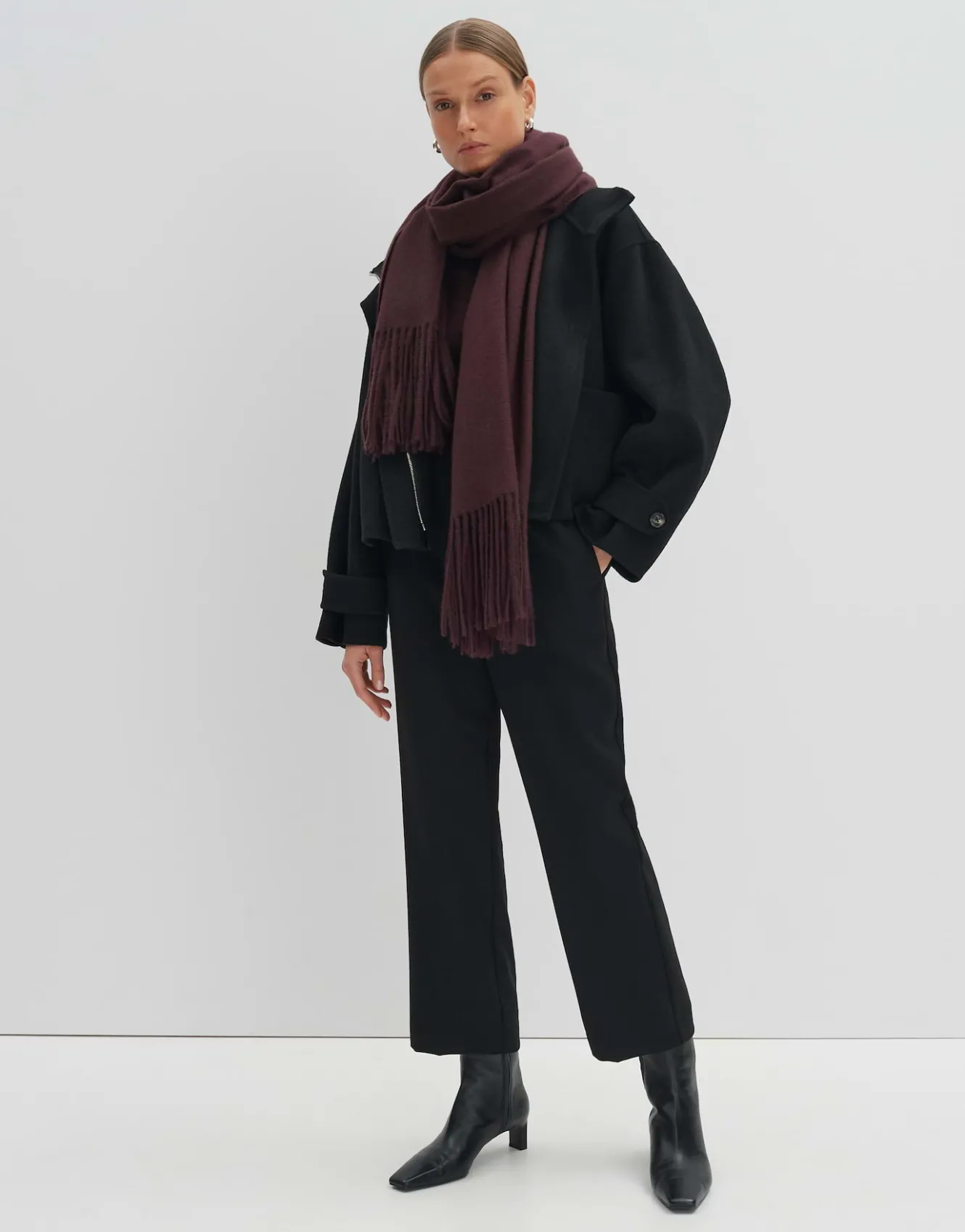 schal_barula_long_rot_online_bestellen_3.webp OPUS Schal Barula Long Rot Online Bestellen^Damen Accessoires