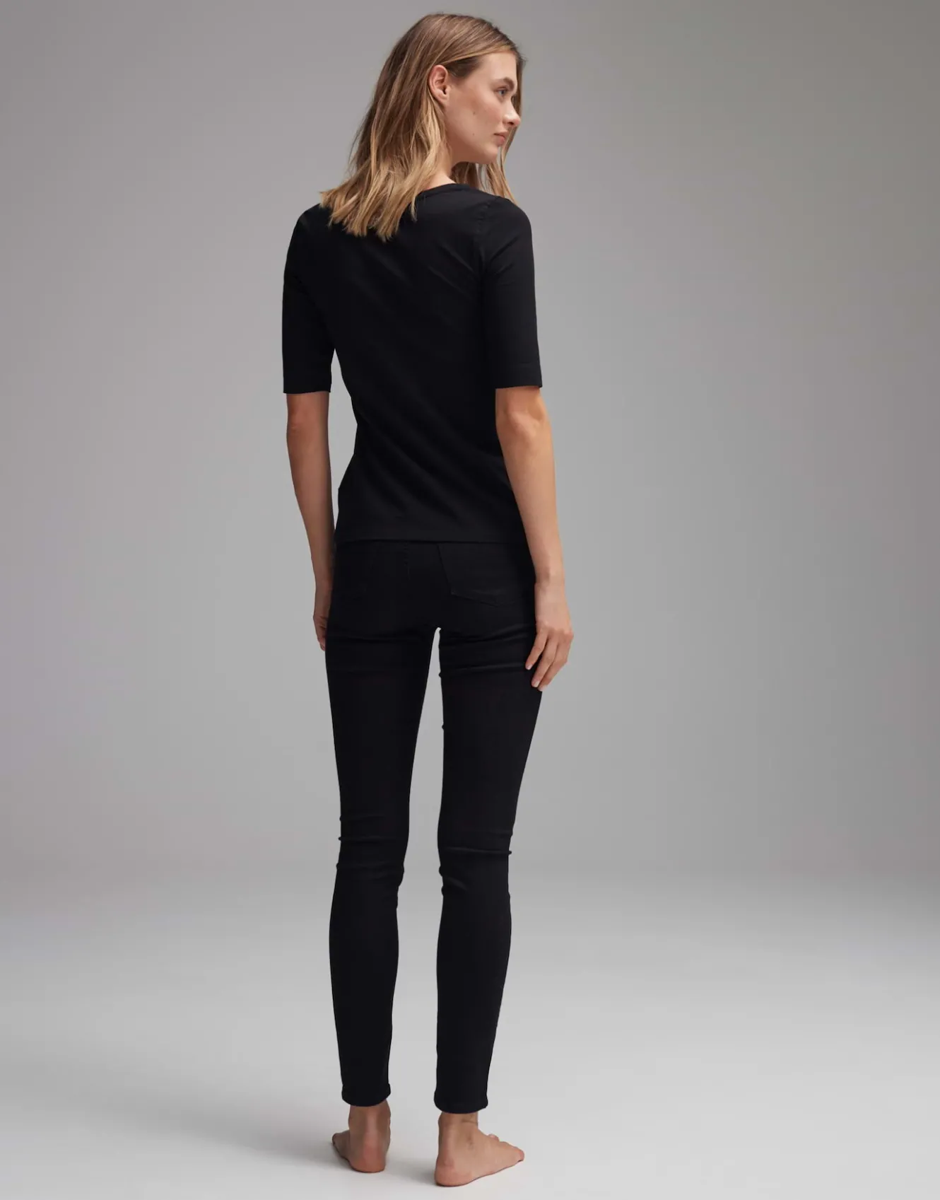 shirt_serta_schwarz_online_bestellen_2.webp OPUS Shirt Serta Schwarz Online Bestellen^Damen Basics | Shirts