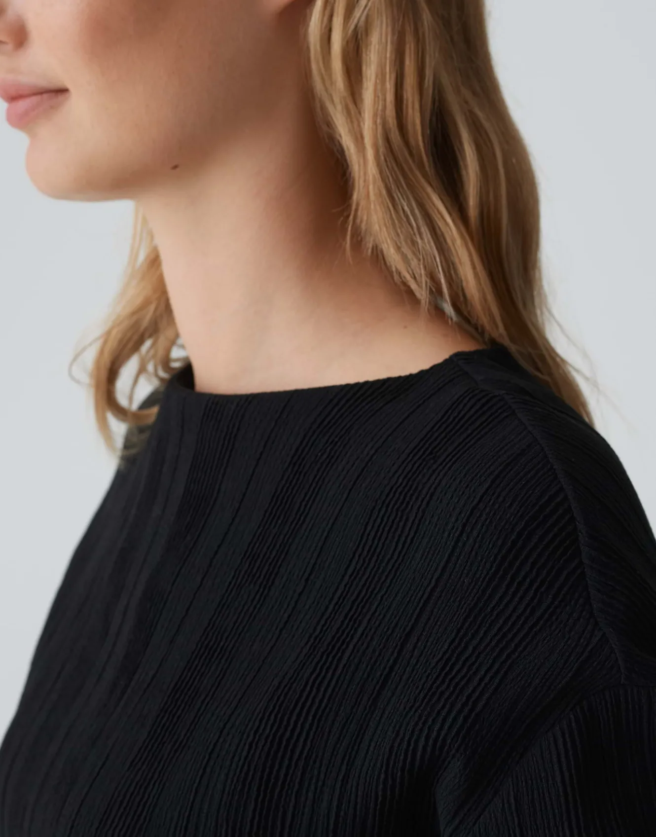 shirt_silasum_schwarz_online_bestellen_3.webp OPUS Shirt Silasum Schwarz Online Bestellen^Damen Shirts