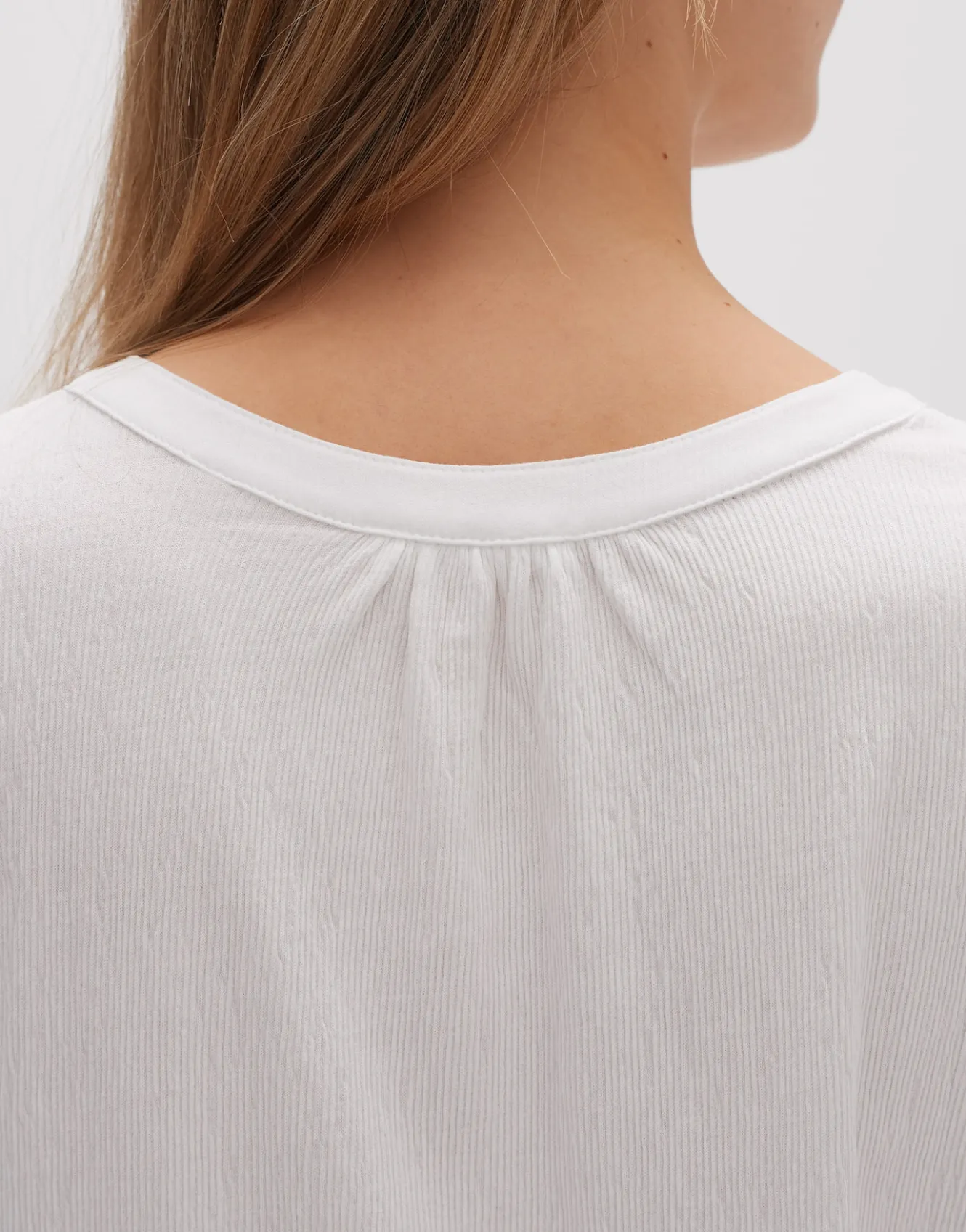 shirt_skirius_wei_online_bestellen_3.webp OPUS Shirt Skirius Weiß Online Bestellen^Damen Shirts