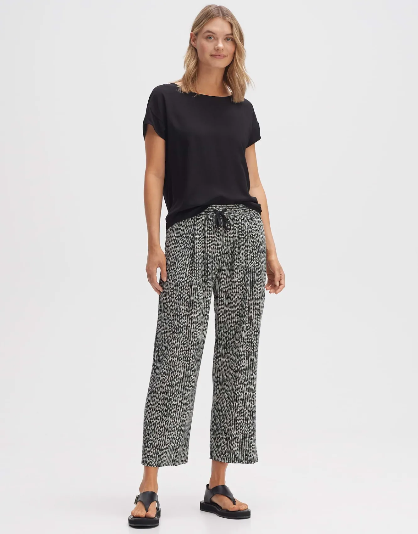 shirt_skita_soft_schwarz_online_bestellen_4.webp OPUS Shirt Skita Soft Schwarz Online Bestellen^Damen Shirts
