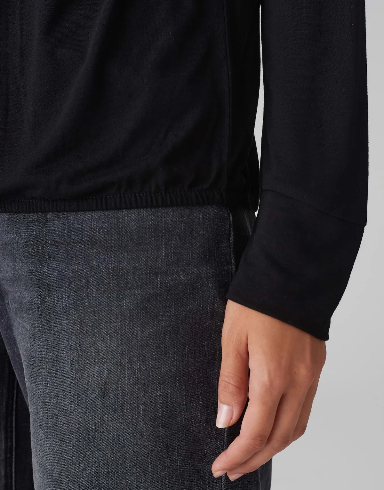 shirt_sutha_schwarz_online_bestellen_4.webp OPUS Shirt Sutha Schwarz Online Bestellen^Damen Shirts