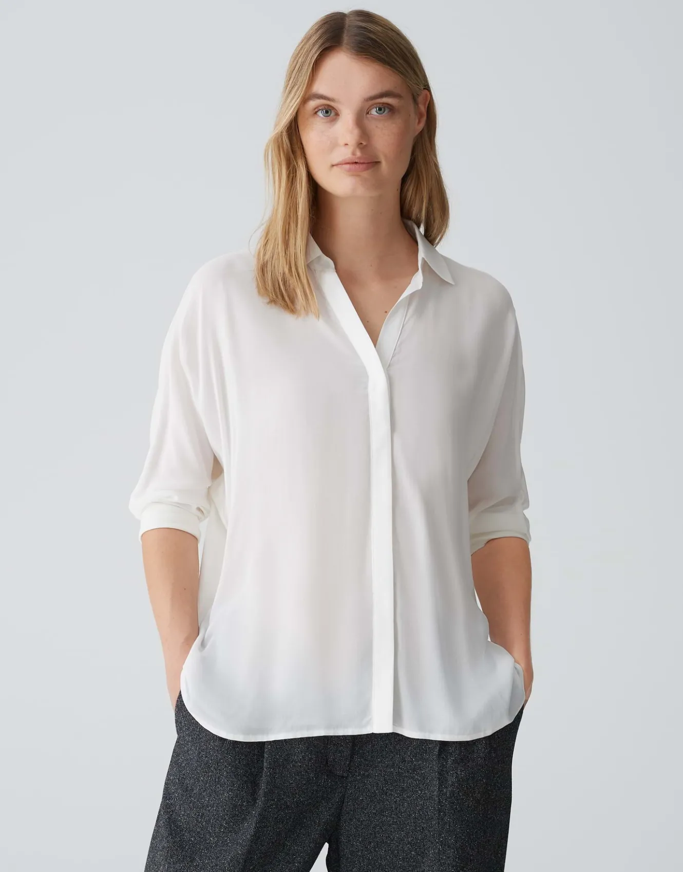 shirtbluse_flavena_wei_online_bestellen_1.webp OPUS Shirtbluse Flavena Weiß Online Bestellen^Damen Blusen