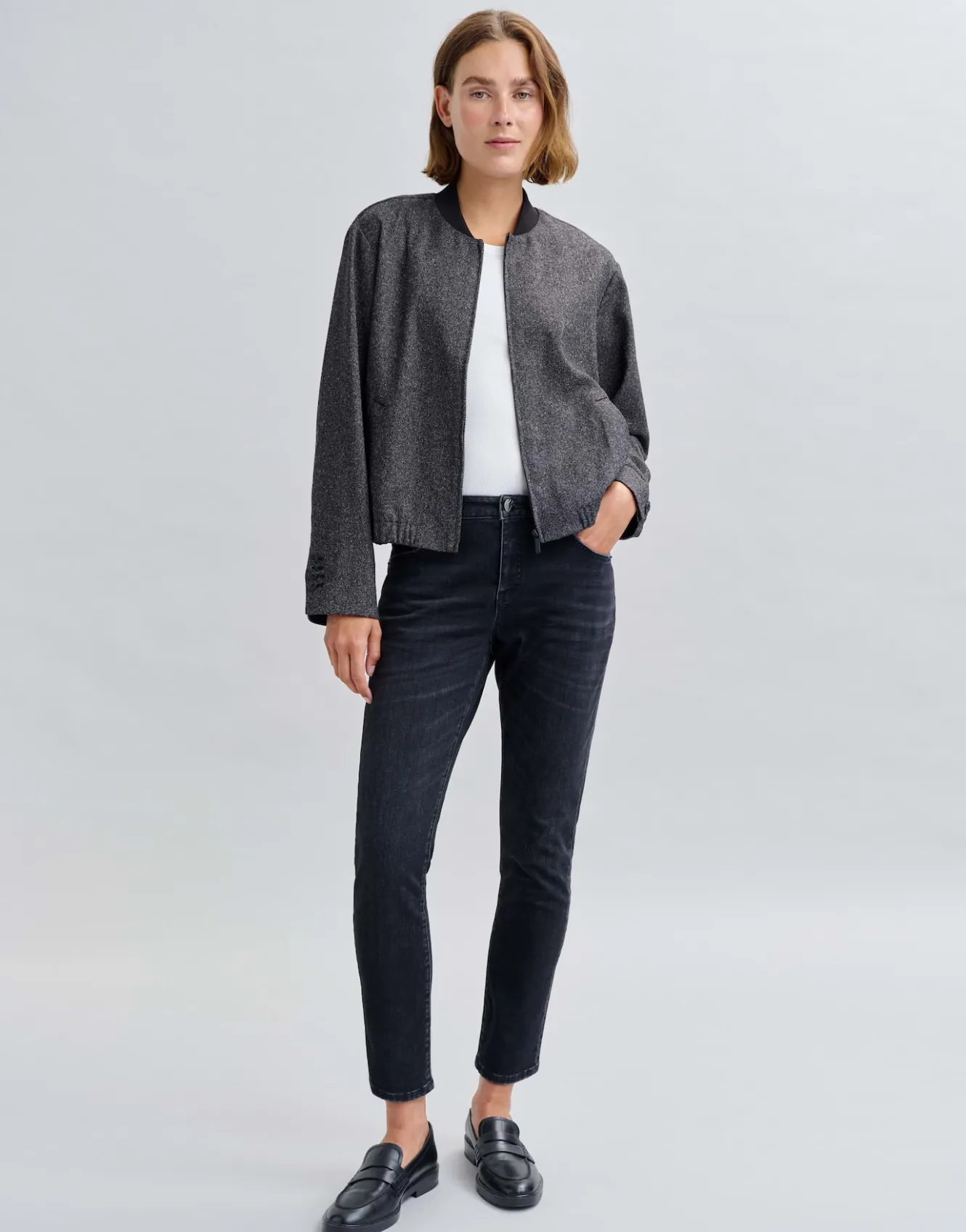 slim_jeans_evita_schwarz_online_bestellen_0.webp OPUS Slim Jeans Evita Schwarz Online Bestellen^Damen Jeans