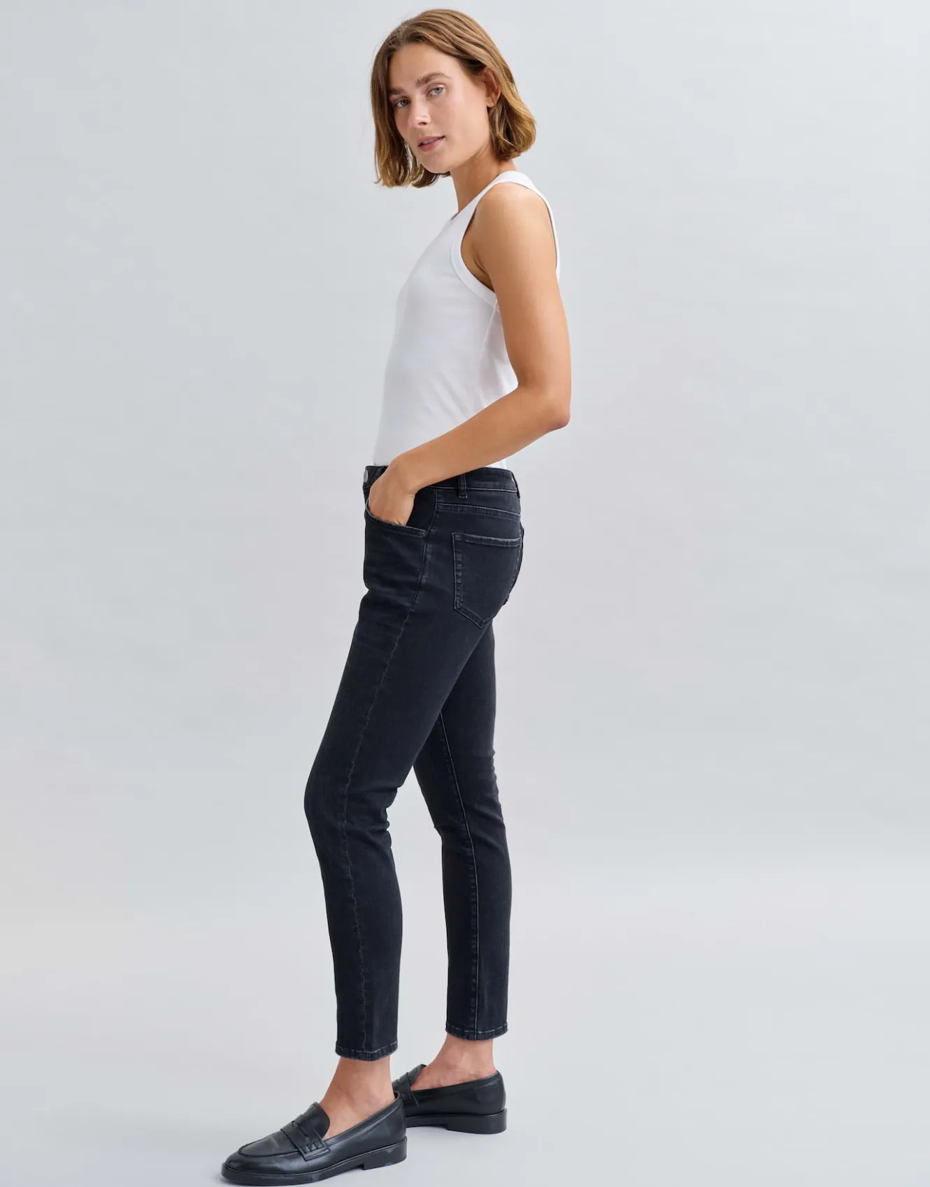 slim_jeans_evita_schwarz_online_bestellen_3.webp OPUS Slim Jeans Evita Schwarz Online Bestellen^Damen Jeans