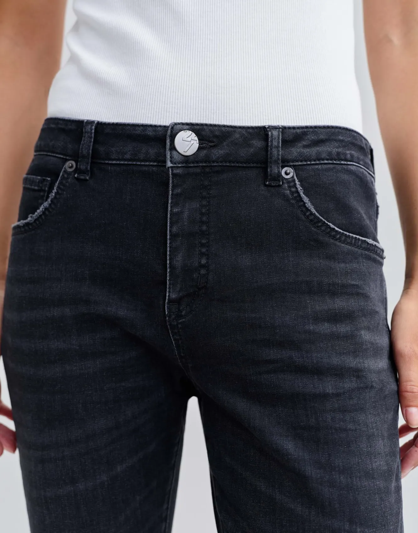 slim_jeans_evita_schwarz_online_bestellen_4.webp OPUS Slim Jeans Evita Schwarz Online Bestellen^Damen Jeans