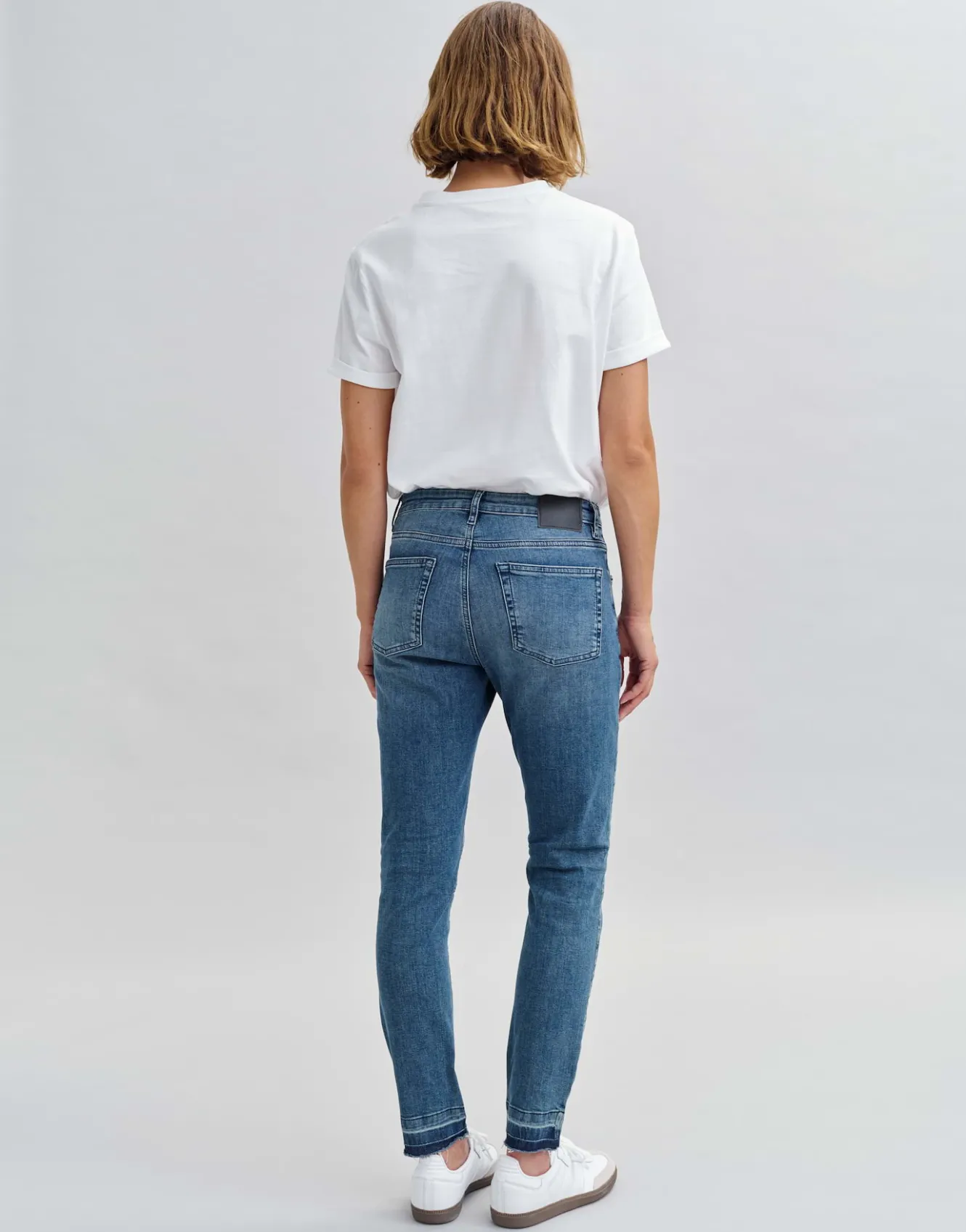 slim_jeans_evita_urban_blau_online_bestellen_2.webp OPUS Slim Jeans Evita Urban Blau Online Bestellen^Damen Jeans
