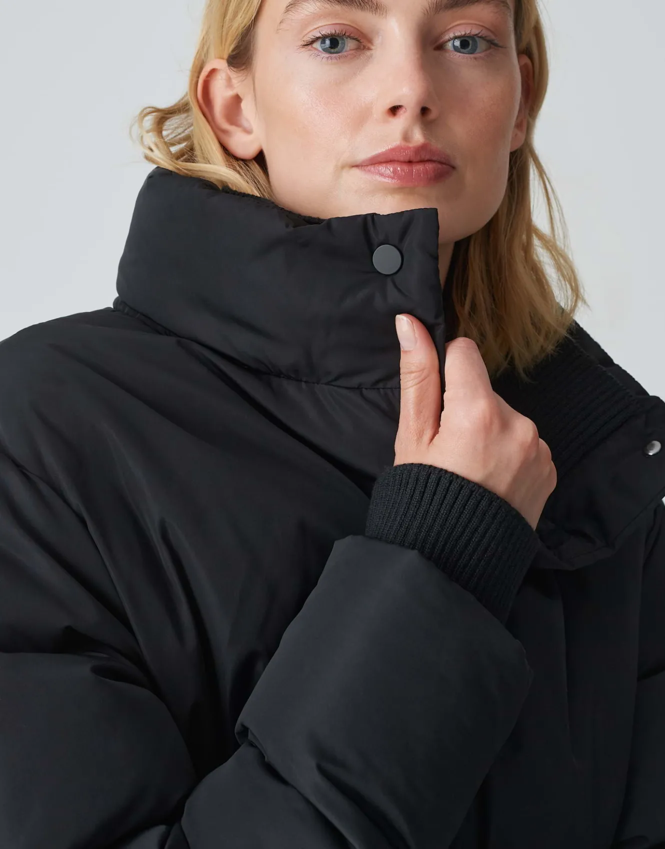 steppjacke_hanotti_schwarz_online_bestellen_4.webp OPUS Steppjacke Hanotti Schwarz Online Bestellen^Damen Jacken / Mäntel