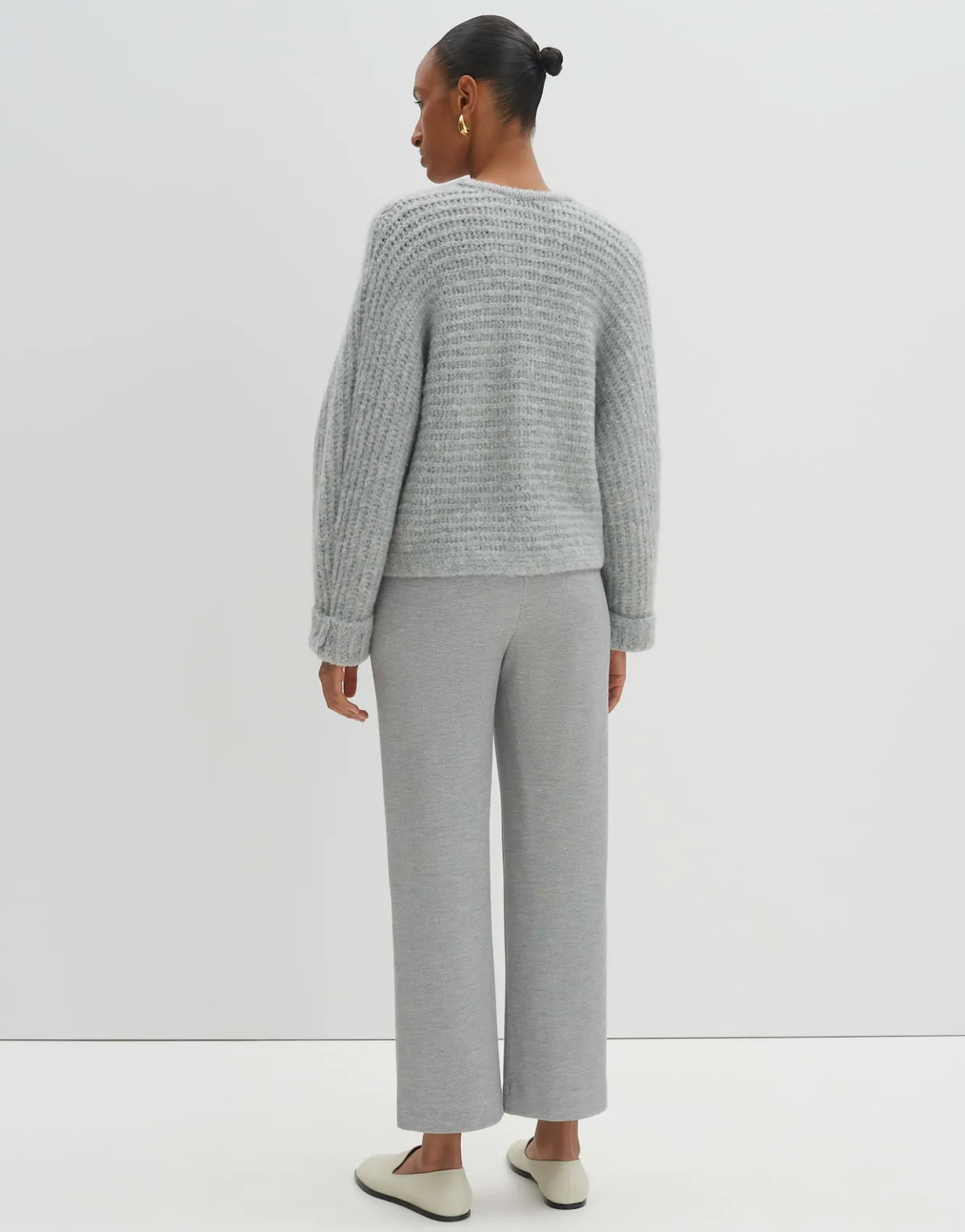 strickjacke_timaria_grau_online_bestellen_2.webp OPUS Strickjacke Timaria Grau Online Bestellen^Damen Strick