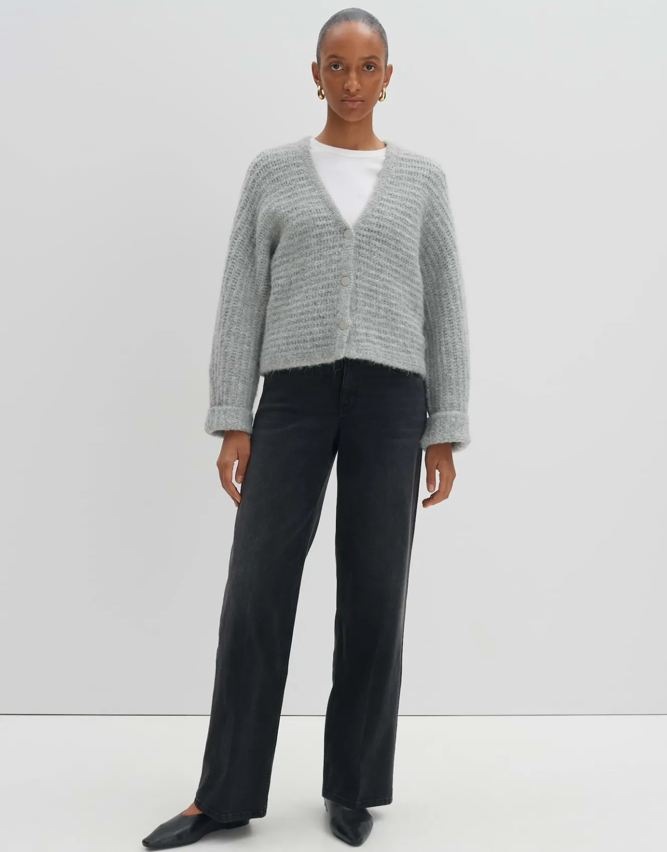 strickjacke_timaria_grau_online_bestellen_5.webp OPUS Strickjacke Timaria Grau Online Bestellen^Damen Strick