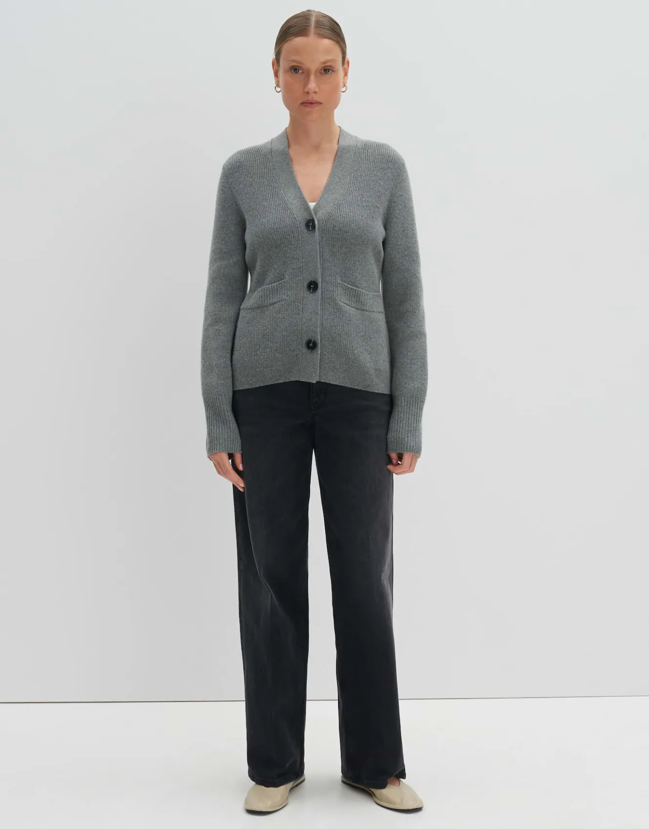 strickjacke_timila_grau_online_bestellen_0.webp OPUS Strickjacke Timila Grau Online Bestellen^Damen Strick
