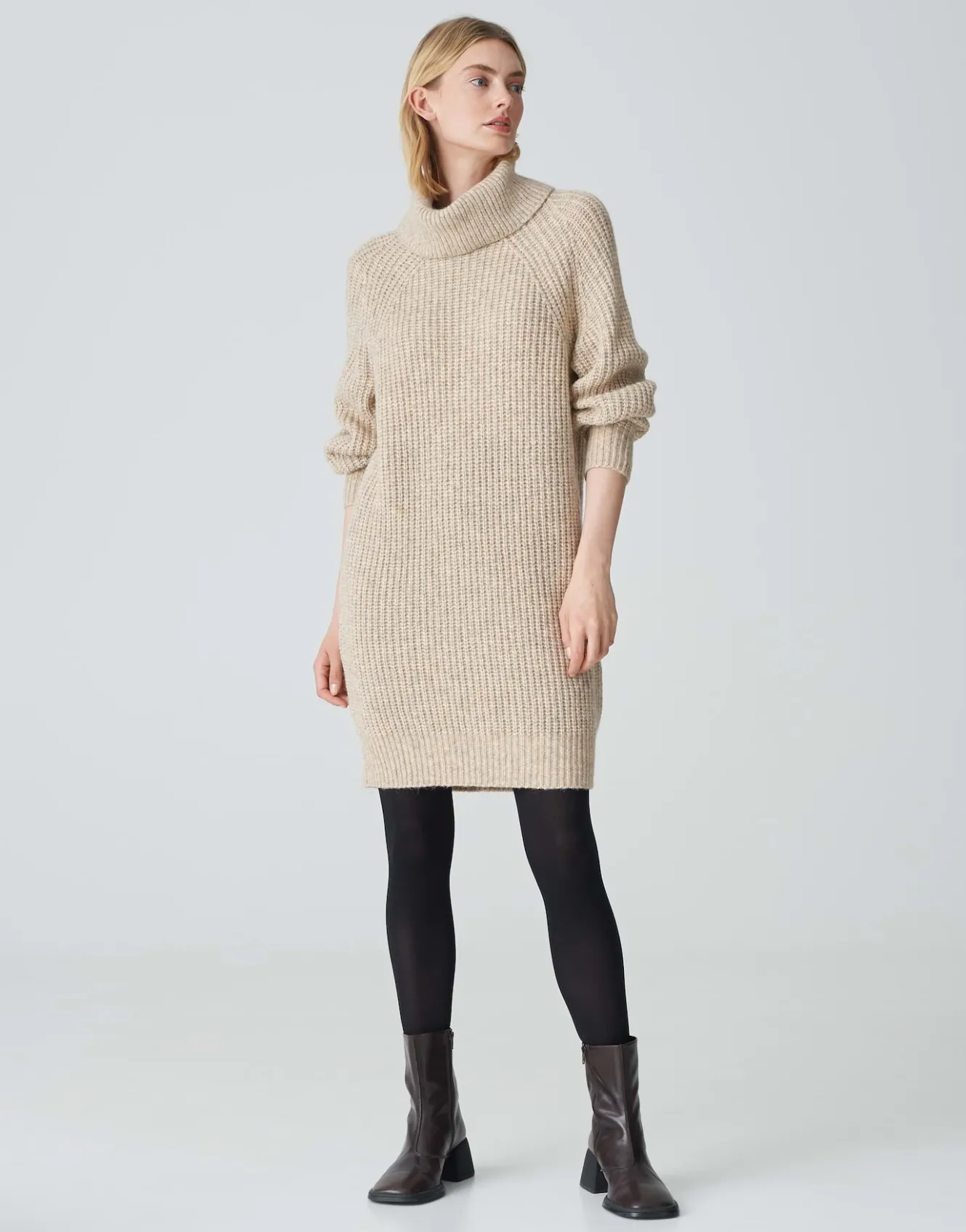 strickkleid_wakya_beige_online_bestellen_1.webp OPUS Strickkleid Wakya Beige Online Bestellen^Damen Strick | Kleider