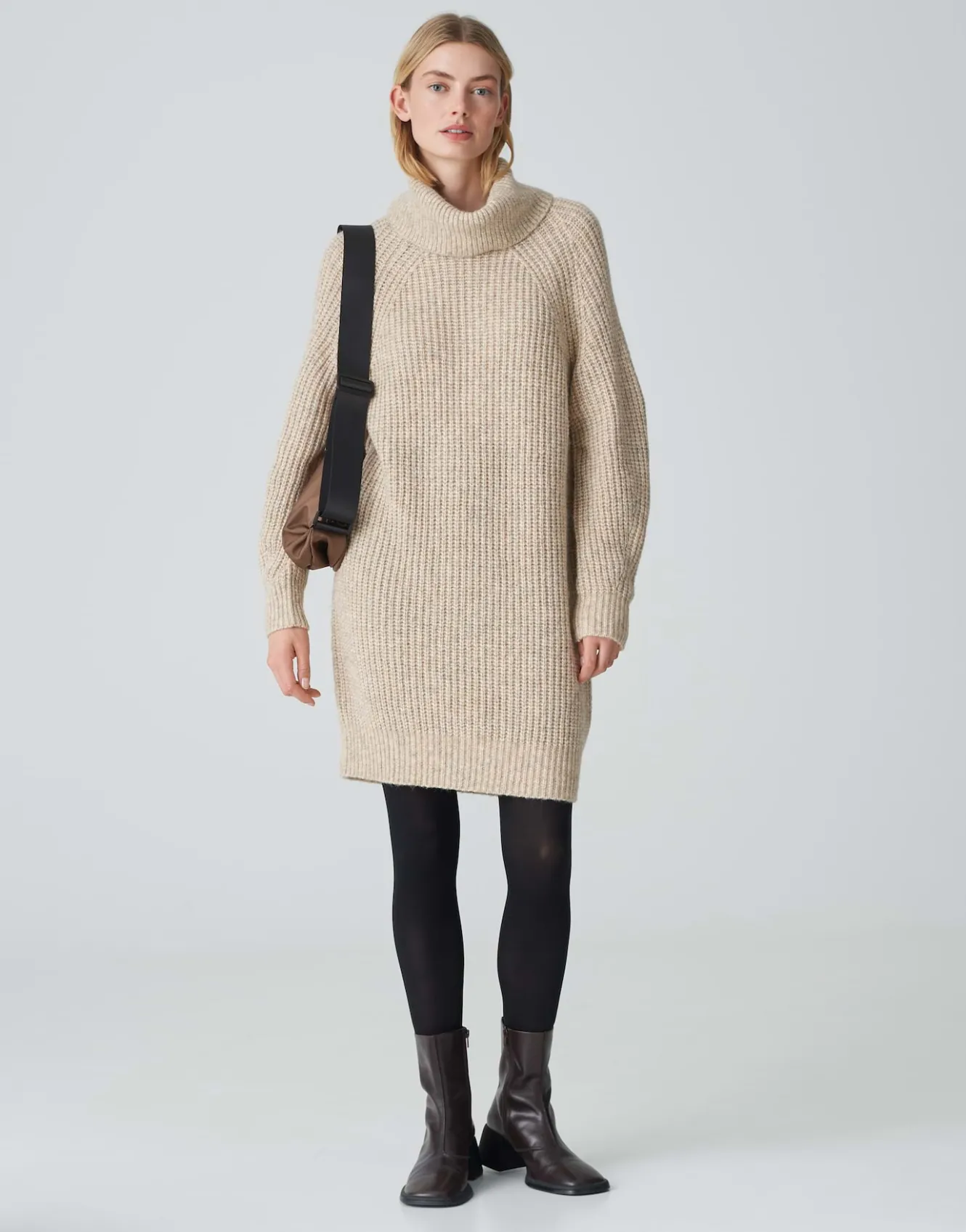 strickkleid_wakya_beige_online_bestellen_6.webp OPUS Strickkleid Wakya Beige Online Bestellen^Damen Strick | Kleider