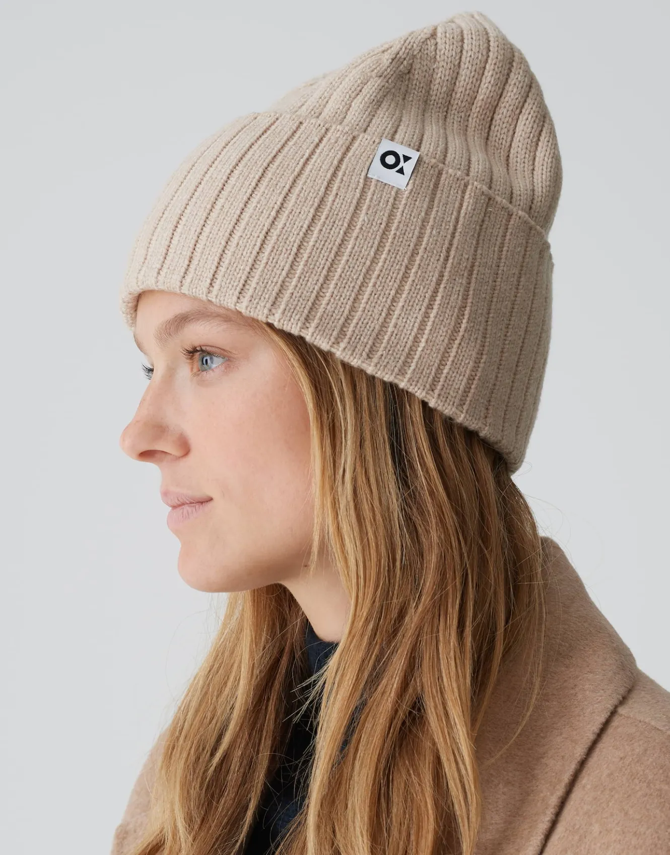 strickmtze_adela_cap_beige_online_bestellen_1.webp OPUS Strickmütze Adela Cap Beige Online Bestellen^Damen Accessoires
