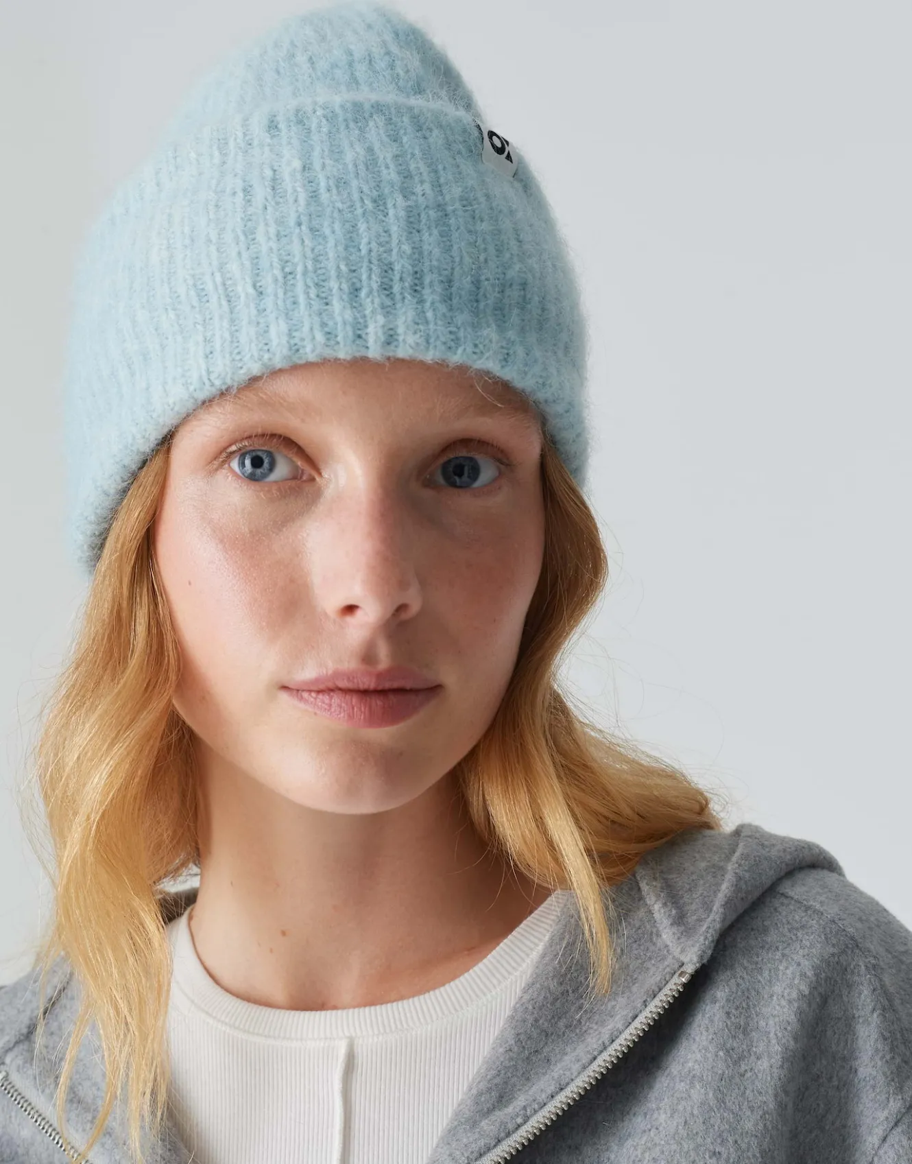 strickmtze_afello_cap_blau_online_bestellen_1.webp OPUS Strickmütze Afello Cap Blau Online Bestellen^Damen Accessoires