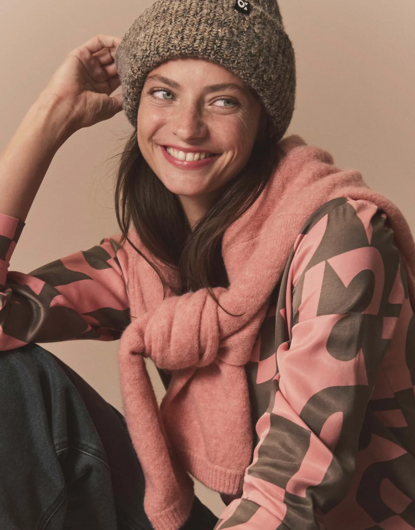 strickmtze_amaddie_cap_braun_online_bestellen_4.webp OPUS Strickmütze Amaddie Cap Braun Online Bestellen^Damen Accessoires