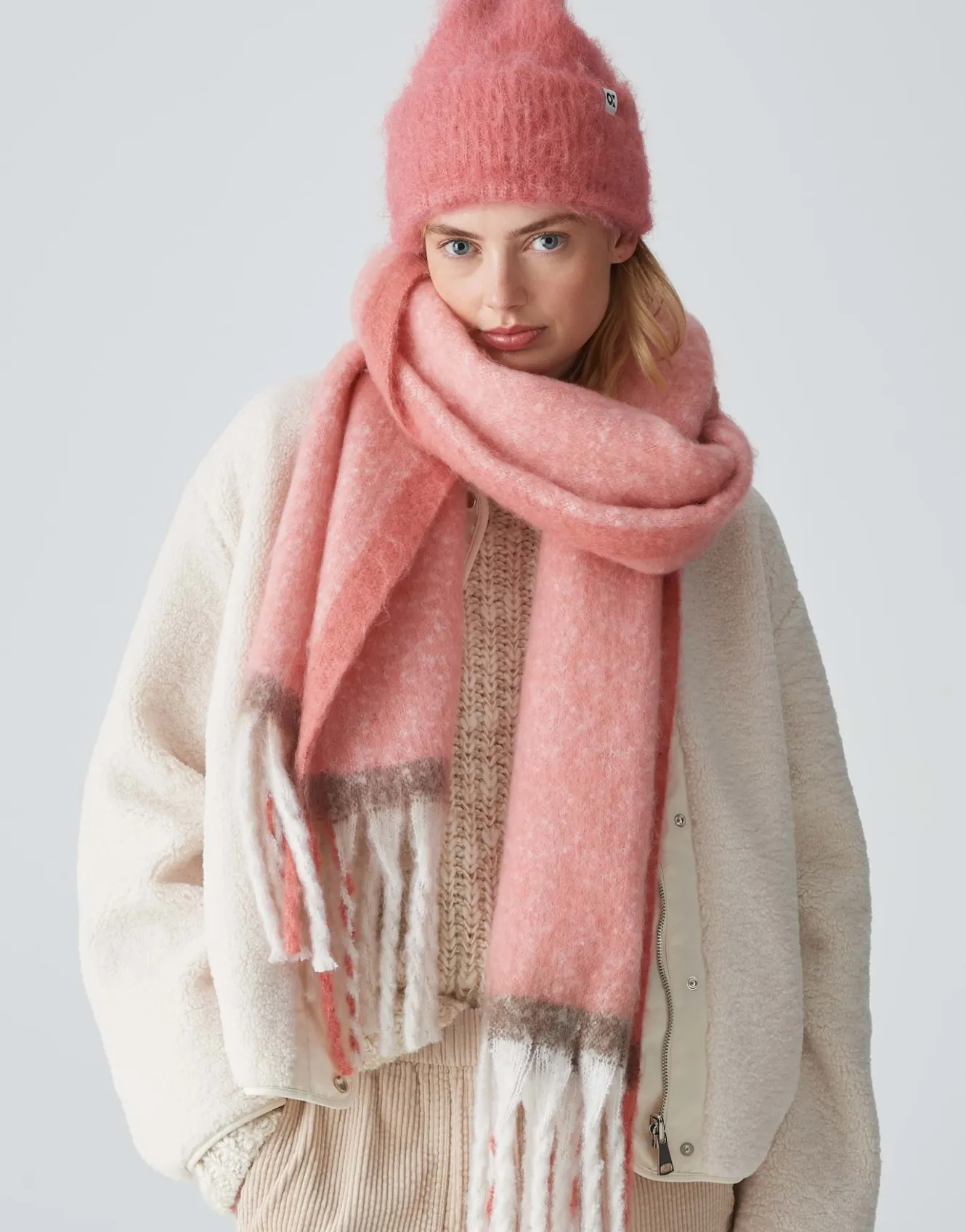 strickmtze_atilly_cap_ros_online_bestellen_1.webp OPUS Strickmütze Atilly Cap Rosé Online Bestellen^Damen Accessoires