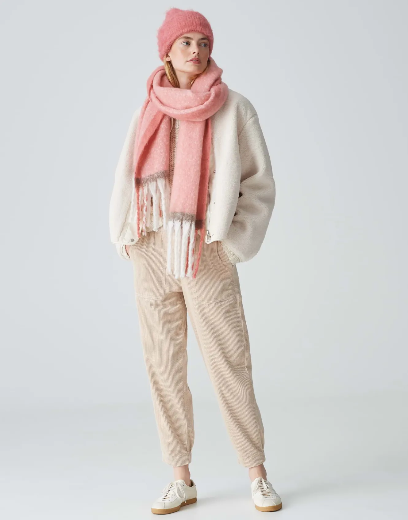 strickmtze_atilly_cap_ros_online_bestellen_3.webp OPUS Strickmütze Atilly Cap Rosé Online Bestellen^Damen Accessoires