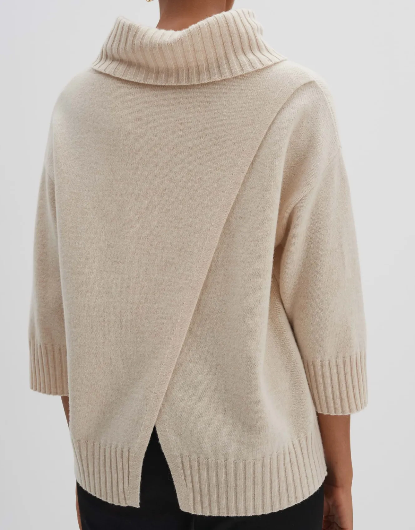 strickpullover_taxina_beige_online_bestellen_4.webp OPUS Strickpullover Taxina Beige Online Bestellen^Damen Strick