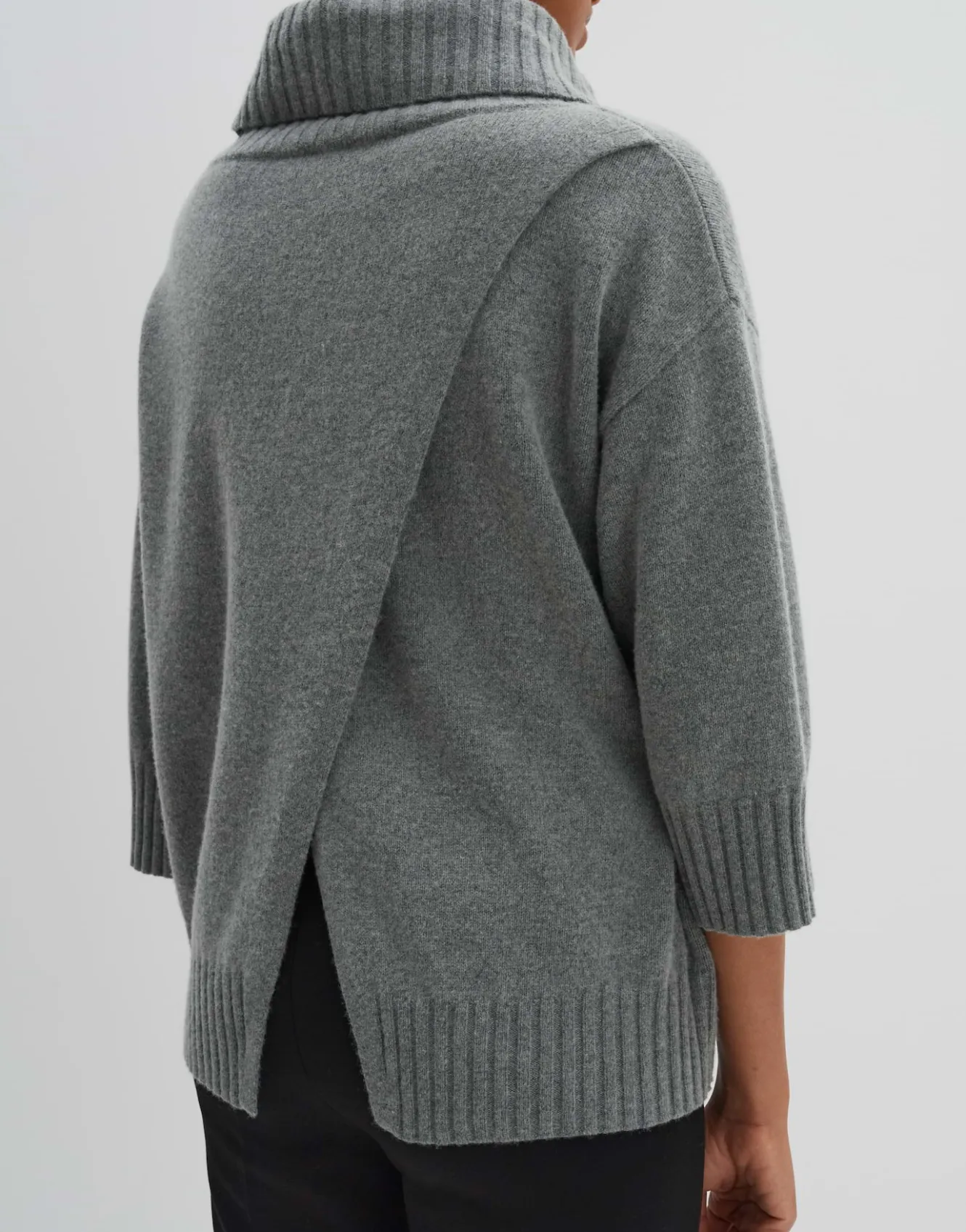 strickpullover_taxina_grau_online_bestellen_3.webp OPUS Strickpullover Taxina Grau Online Bestellen^Damen Strick