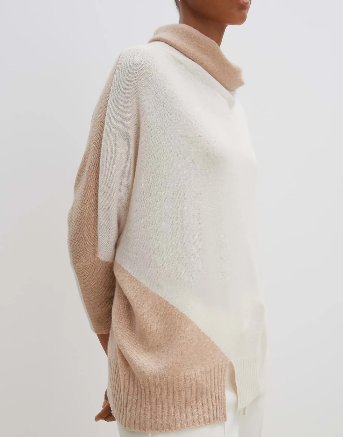 strickpullover_temily_beige_online_bestellen_4.webp OPUS Strickpullover Temily Beige Online Bestellen^Damen Strick