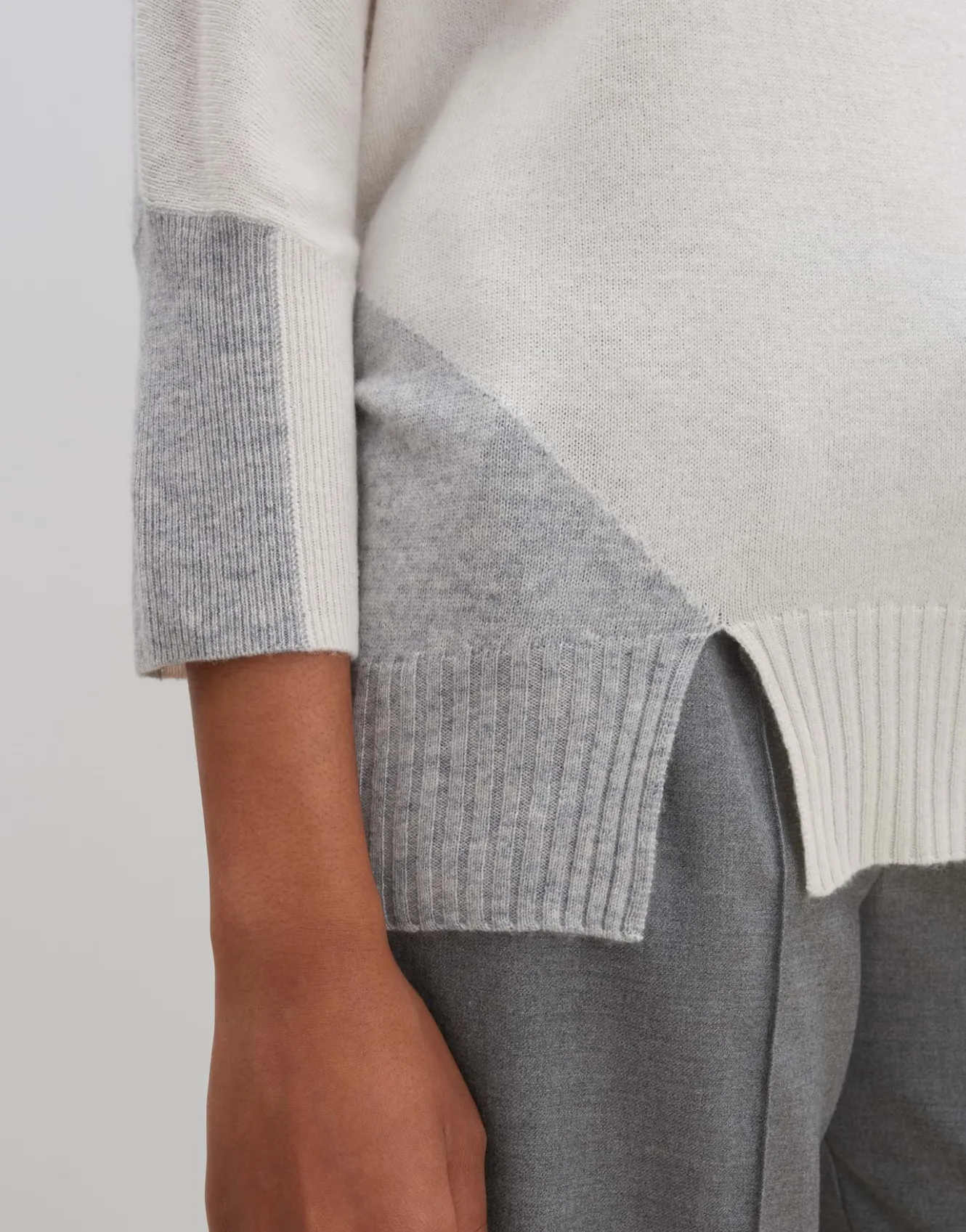 strickpullover_temily_grau_online_bestellen_4.webp OPUS Strickpullover Temily Grau Online Bestellen^Damen Strick