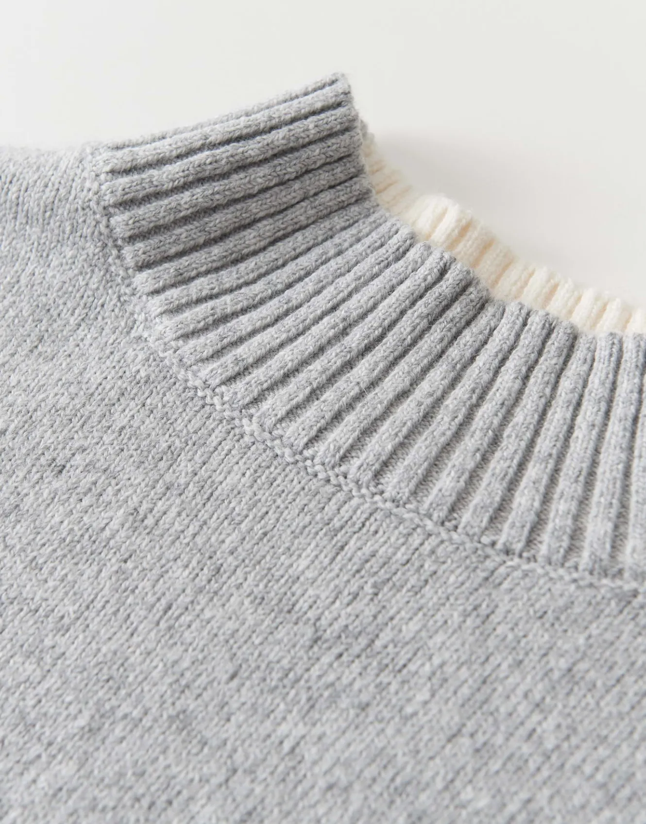 strickpullover_tomie_grau_online_bestellen_7.webp OPUS Strickpullover Tomie Grau Online Bestellen^Damen Strick