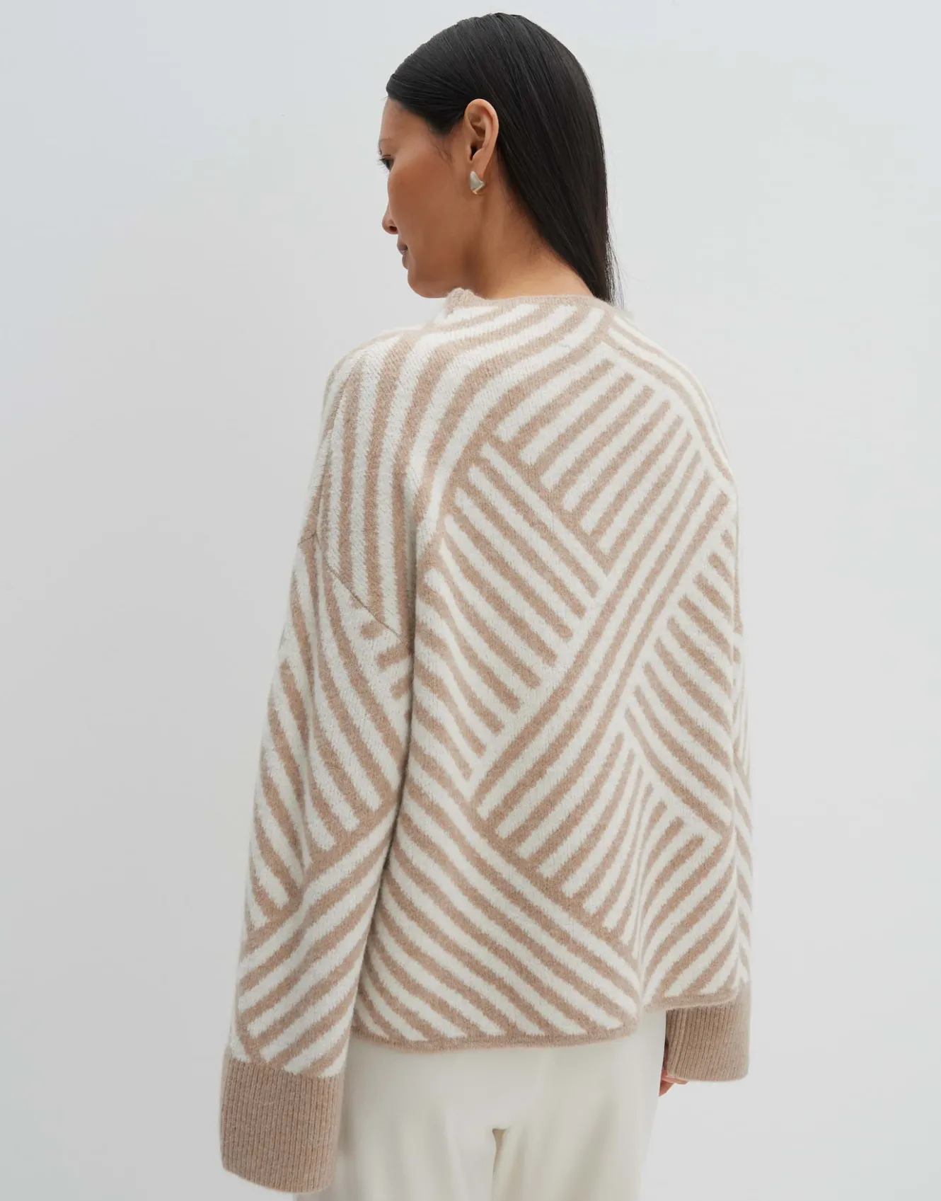 strickpullover_tonica_beige_online_bestellen_2.webp OPUS Strickpullover Tonica Beige Online Bestellen^Damen Strick