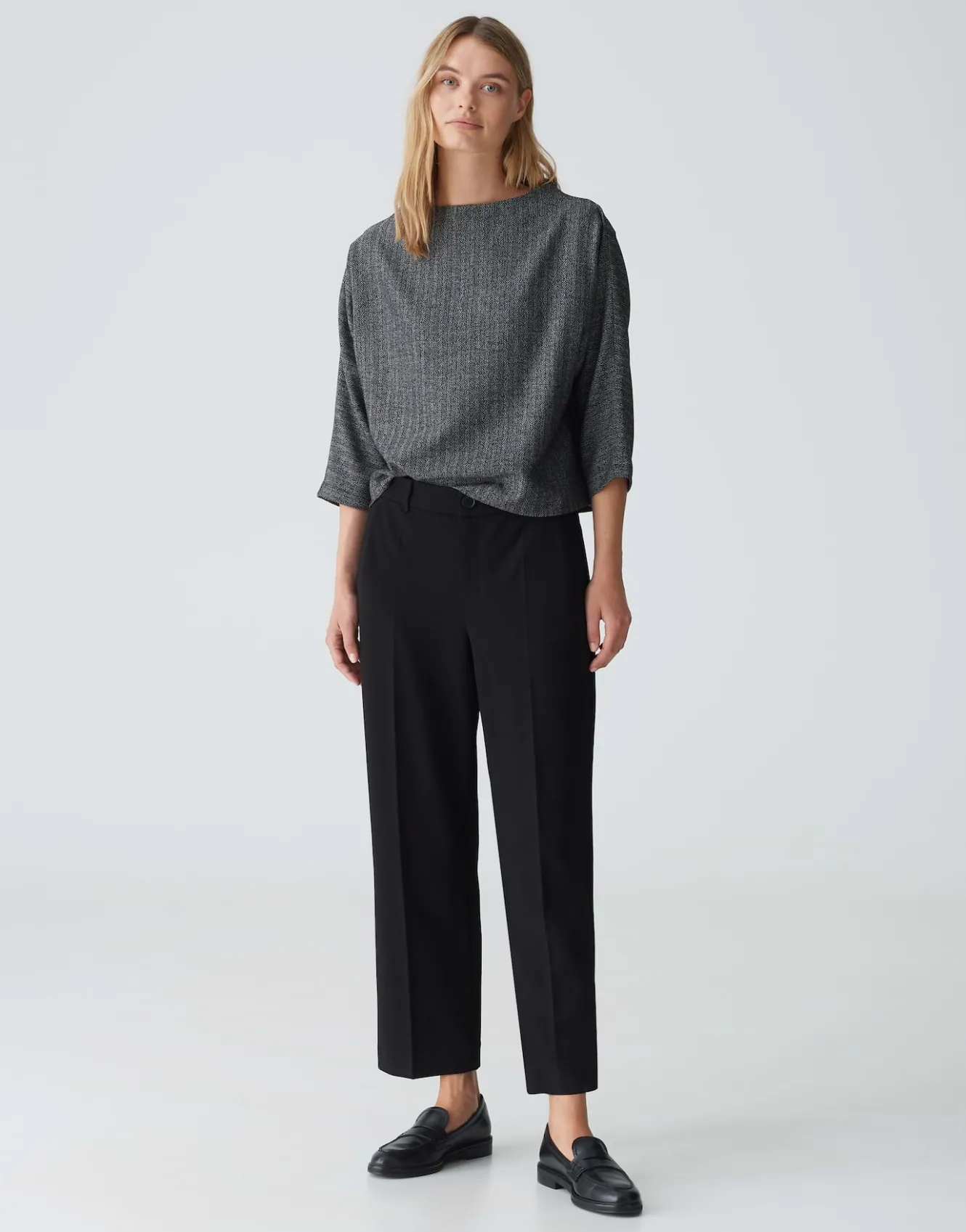 sweater_gisha_schwarz_online_bestellen_0.webp OPUS Sweater Gisha Schwarz Online Bestellen^Damen Sweat