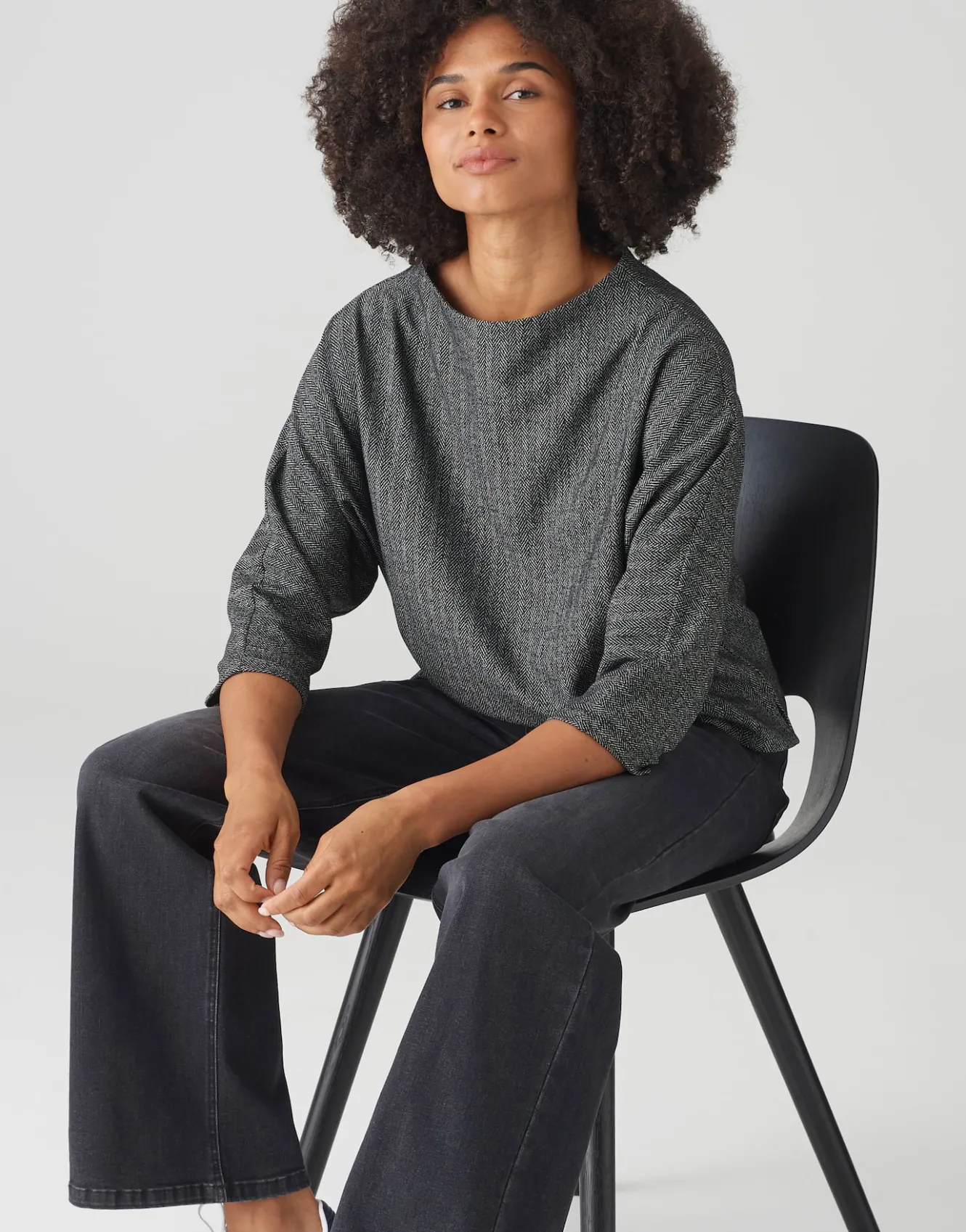 sweater_gisha_schwarz_online_bestellen_7.webp OPUS Sweater Gisha Schwarz Online Bestellen^Damen Sweat