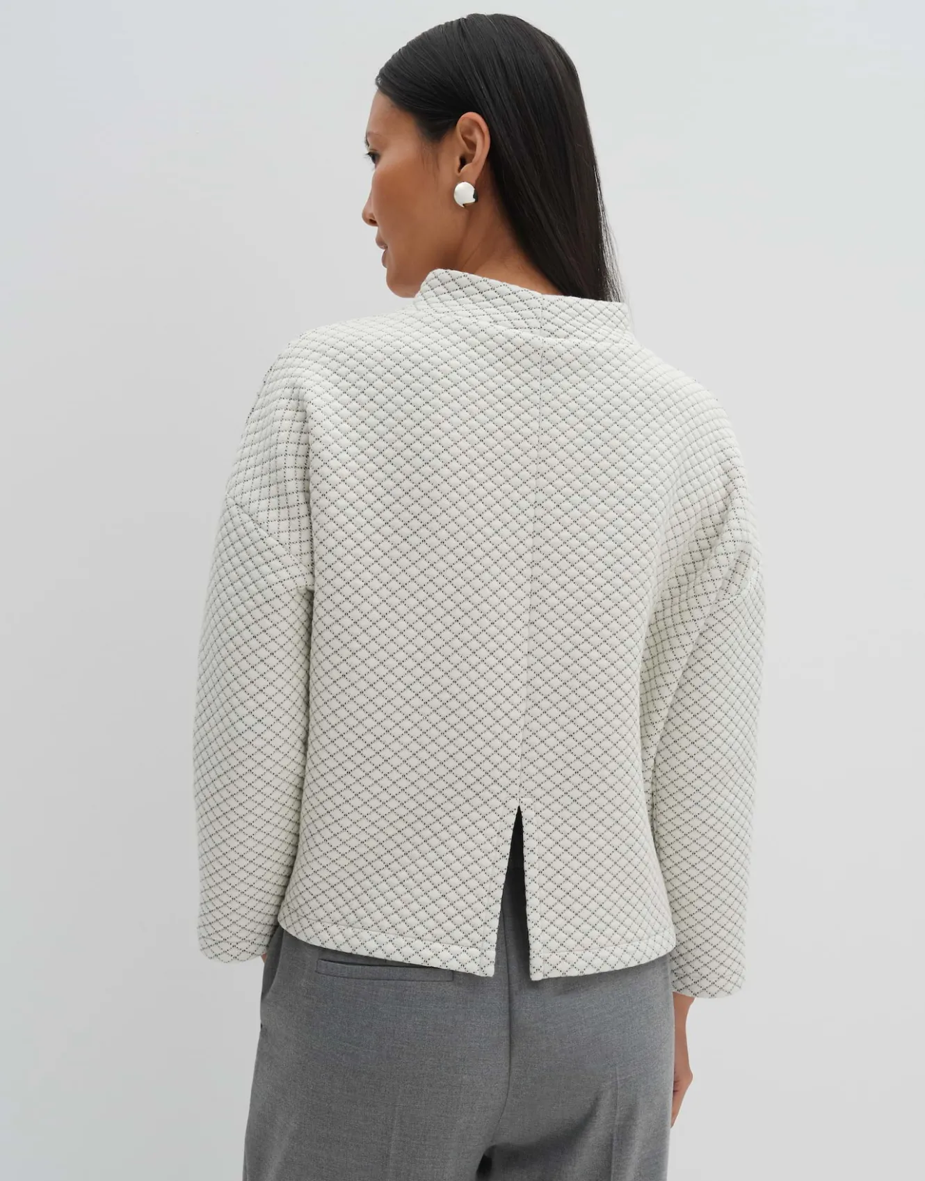 sweater_ucristal_detail_wei_online_bestellen_2.webp OPUS Sweater Ucristal Detail Weiß Online Bestellen^Damen Sweat