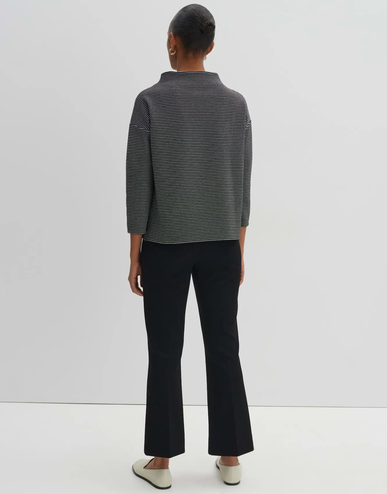 sweater_ujannah_schwarz_online_bestellen_2.webp OPUS Sweater Ujannah Schwarz Online Bestellen^Damen Sweat