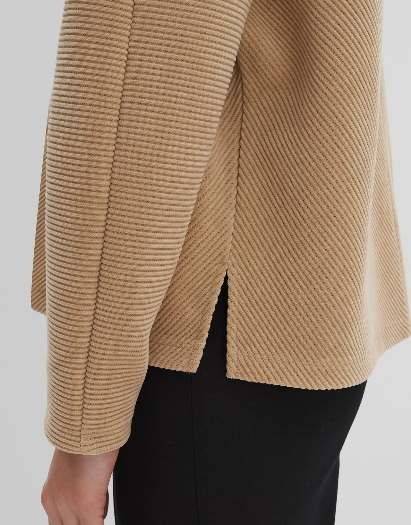 sweater_umaja_beige_online_bestellen_5.webp OPUS Sweater Umaja Beige Online Bestellen^Damen Sweat
