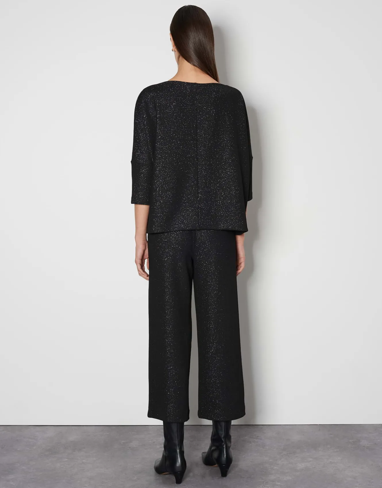 sweater_ushiny_detail_schwarz_online_bestellen_2.webp OPUS Sweater Ushiny Detail Schwarz Online Bestellen^Damen Sweat