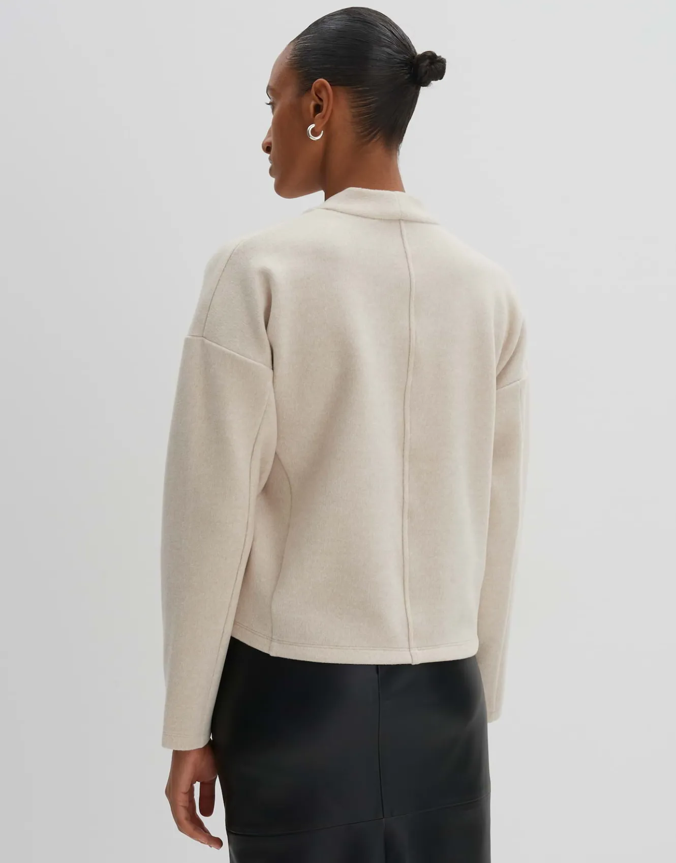 sweater_usmara_beige_online_bestellen_2.webp OPUS Sweater Usmara Beige Online Bestellen^Damen Sweat