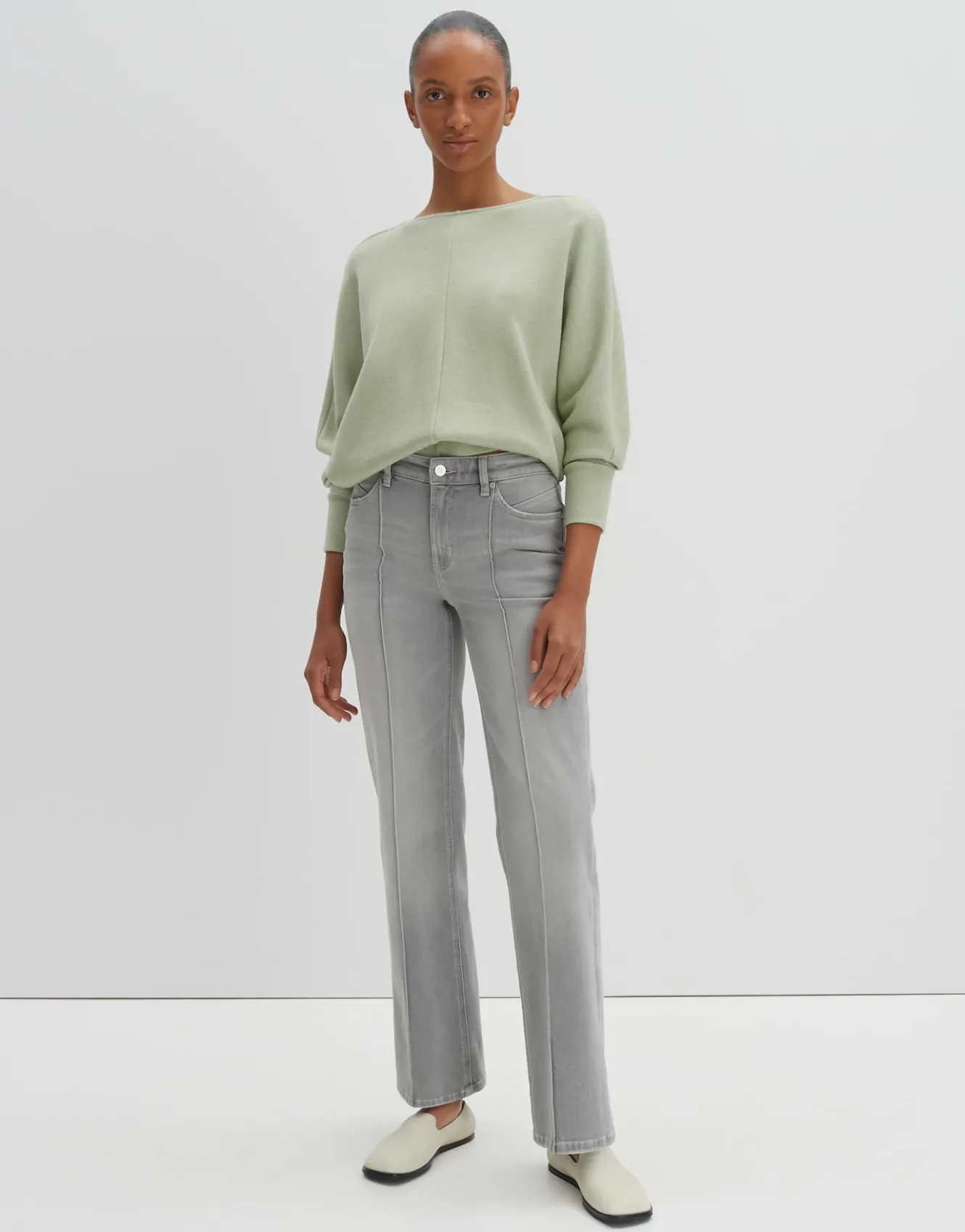 sweater_utibby_grn_online_bestellen_5.webp OPUS Sweater Utibby Grün Online Bestellen^Damen Sweat