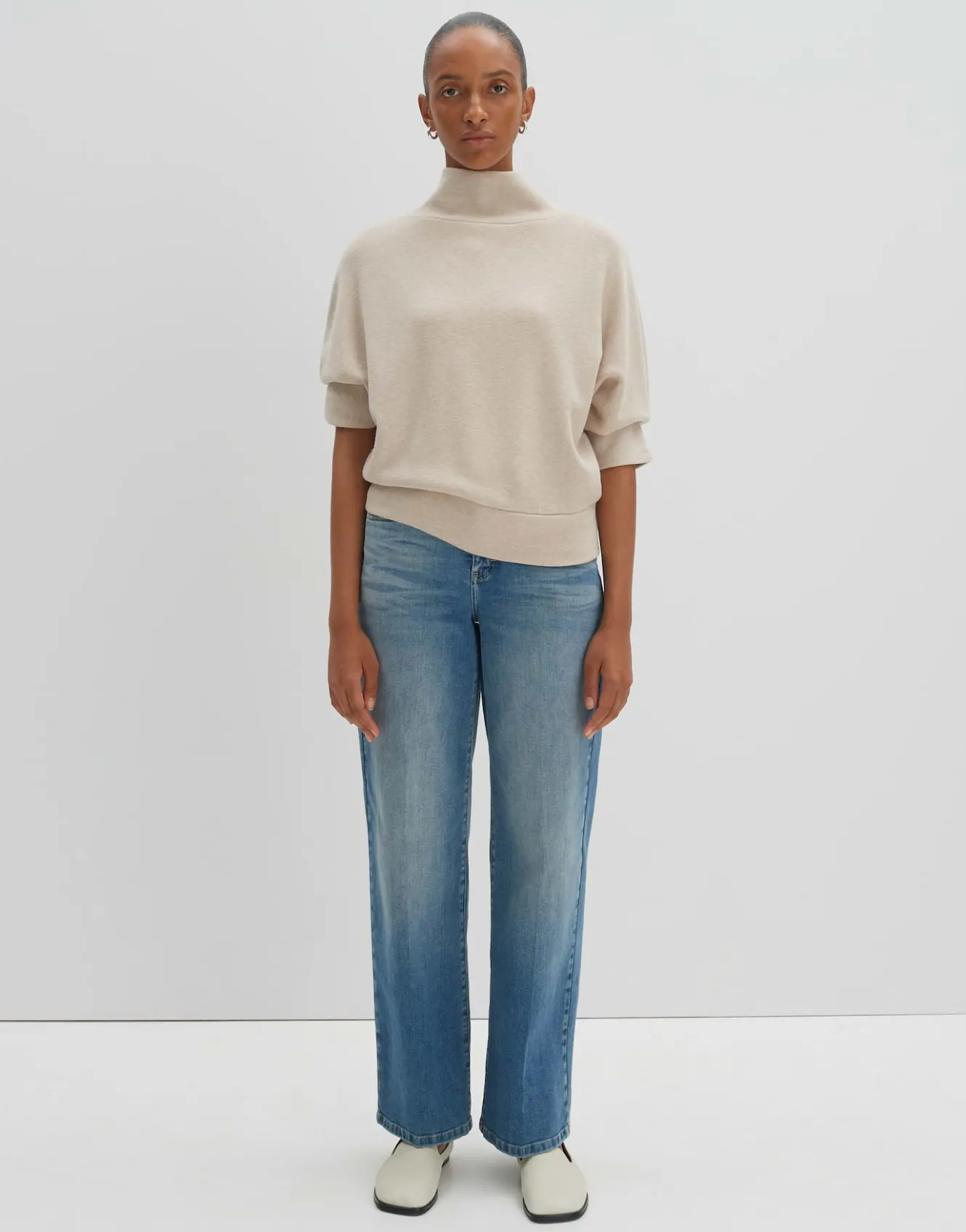 sweater_uticia_beige_online_bestellen_0.webp OPUS Sweater Uticia Beige Online Bestellen^Damen Sweat