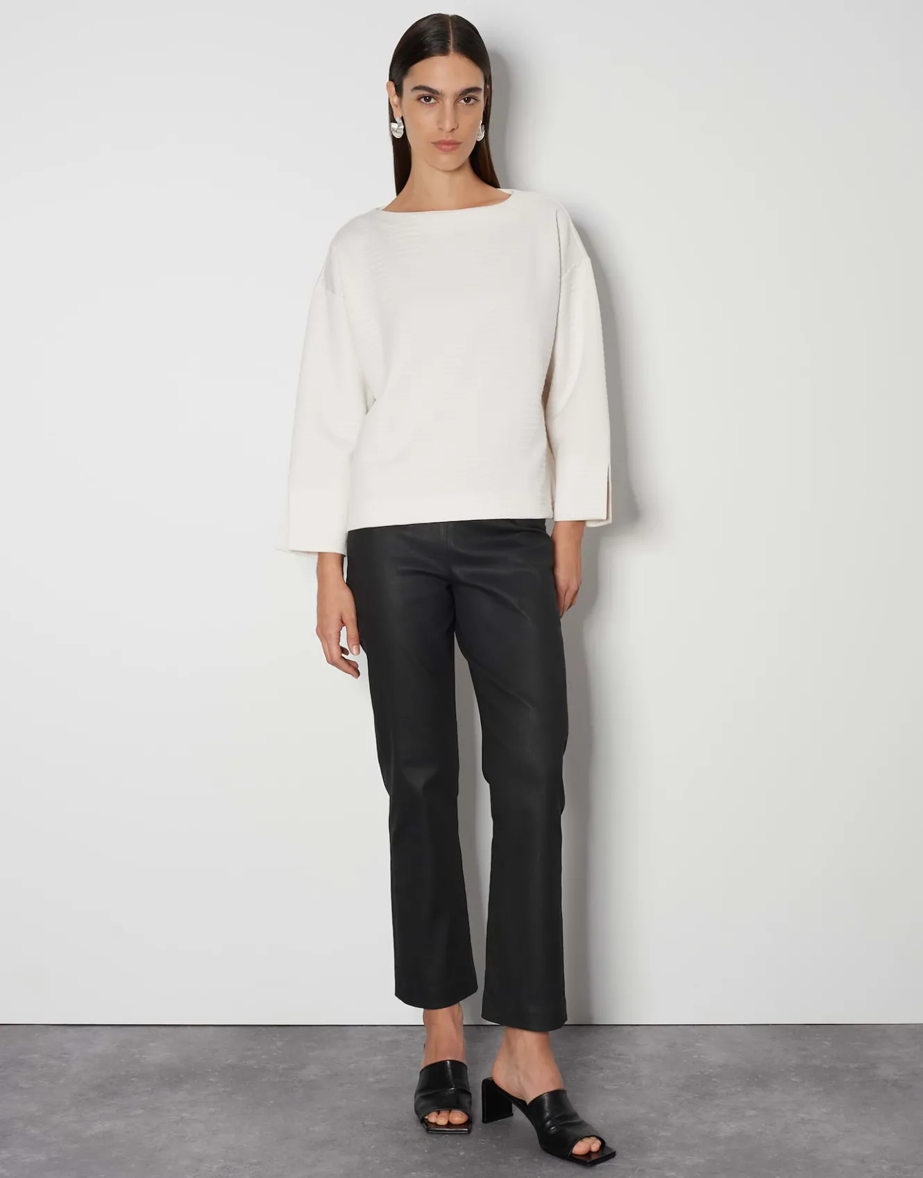 sweater_uvienna_wei_online_bestellen_5.webp OPUS Sweater Uvienna Weiß Online Bestellen^Damen Sweat