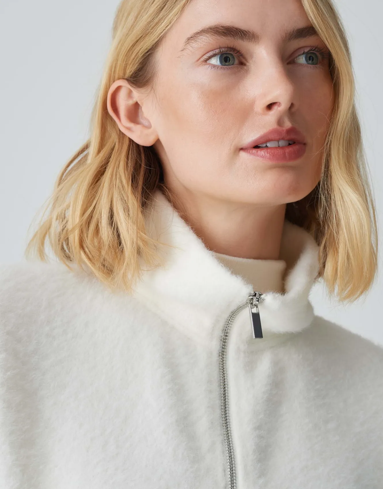 sweatjacke_gihara_wei_online_bestellen_3.webp OPUS Sweatjacke Gihara Weiß Online Bestellen^Damen Sweat