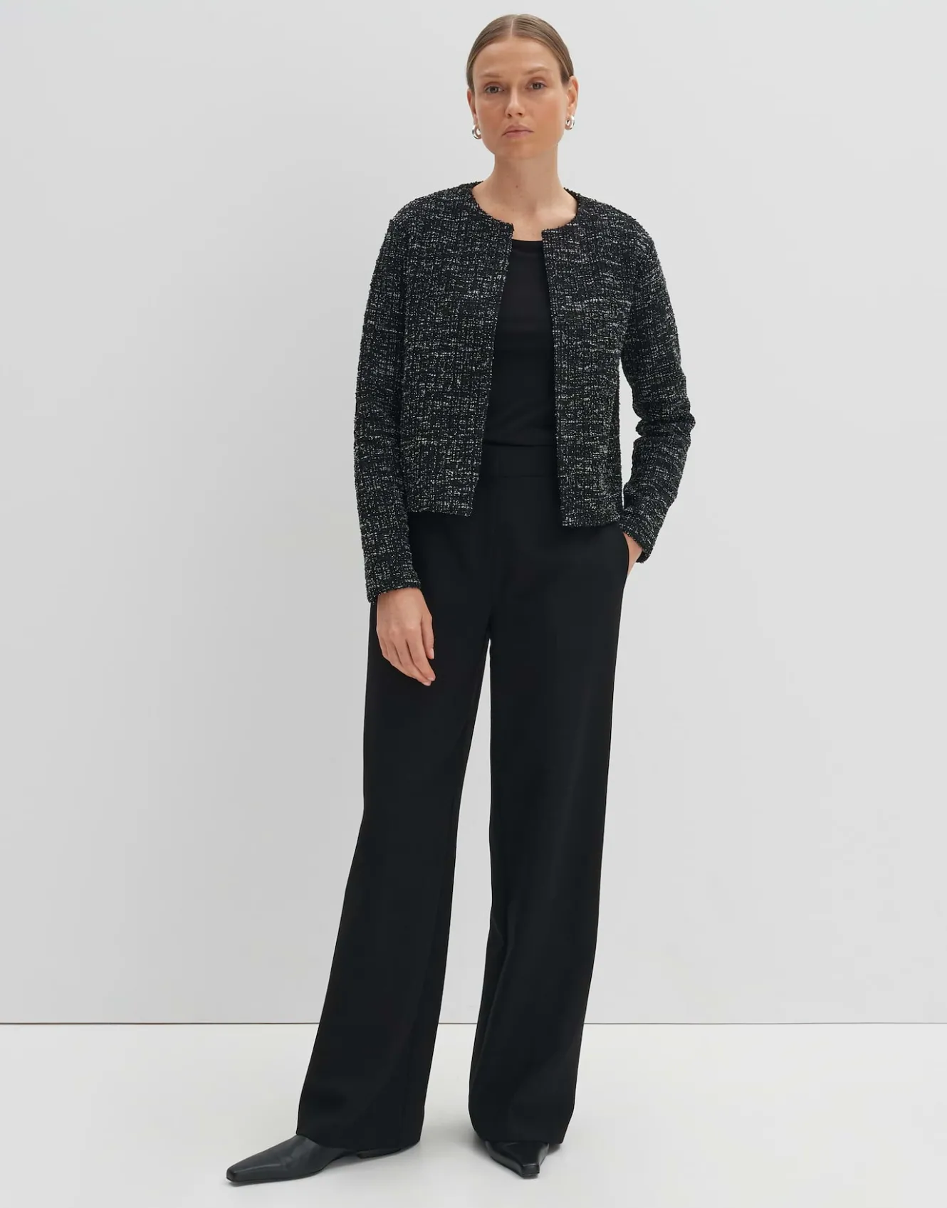 sweatjacke_ulaya_schwarz_online_bestellen_6.webp OPUS Sweatjacke Ulaya Schwarz Online Bestellen^Damen Sweat | Blazer / Westen