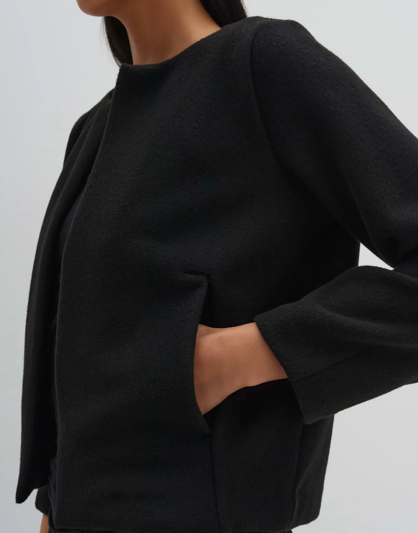 sweatjacke_utina_schwarz_online_bestellen_4.webp OPUS Sweatjacke Utina Schwarz Online Bestellen^Damen Sweat