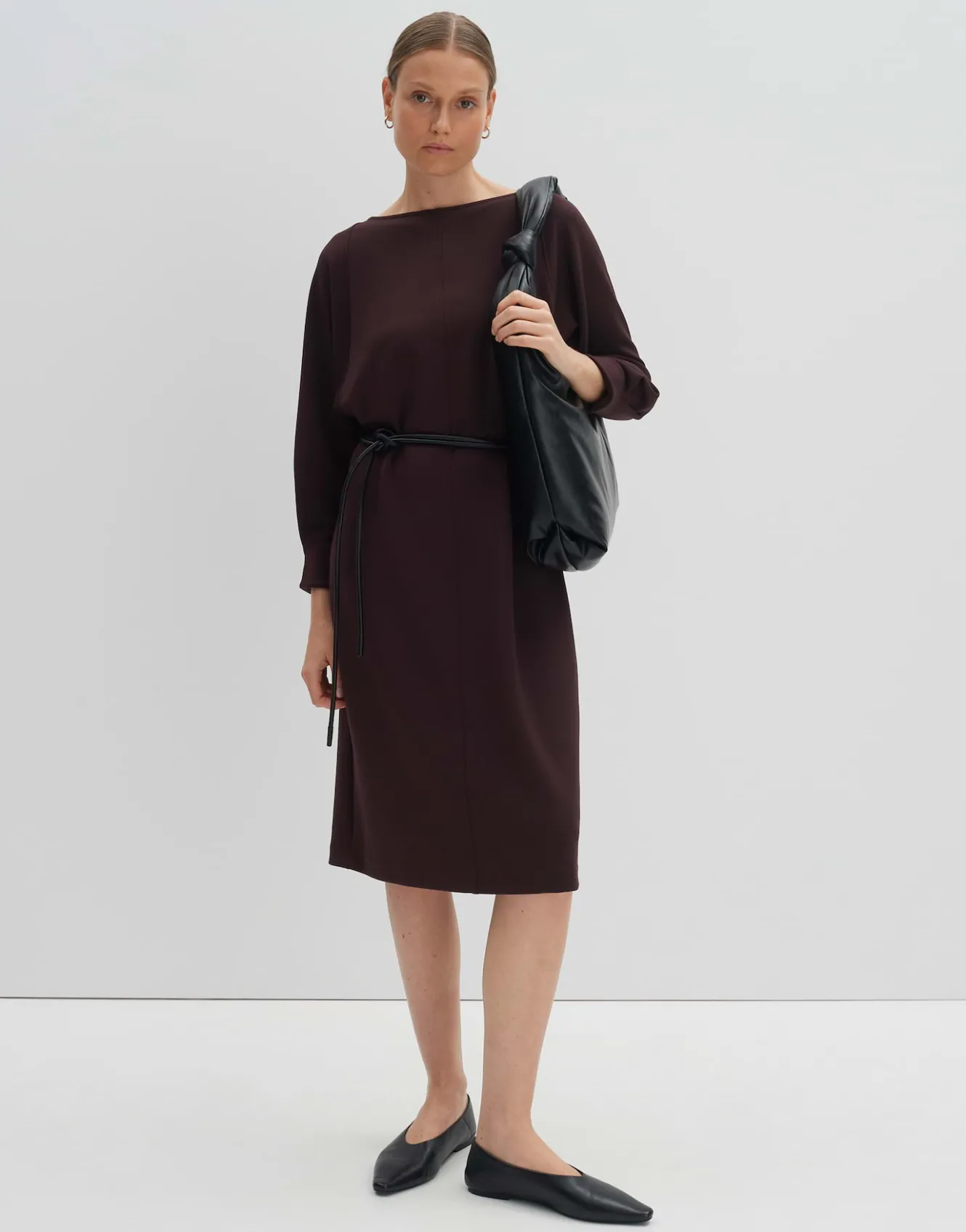 sweatkleid_qelena_rot_online_bestellen_5.webp OPUS Sweatkleid Qelena Rot Online Bestellen^Damen Kleider