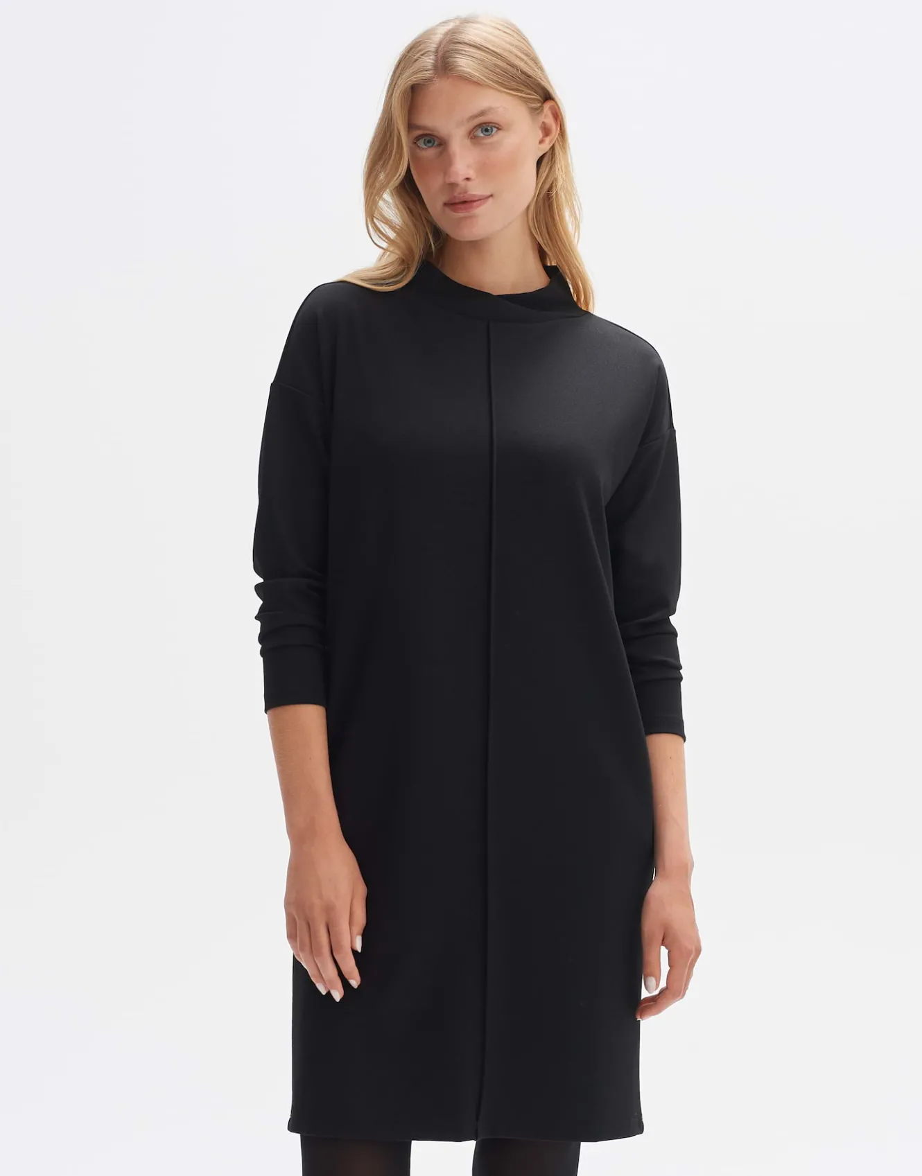 sweatkleid_wabyni_schwarz_online_bestellen_0.webp OPUS Sweatkleid Wabyni Schwarz Online Bestellen^Damen Kleider