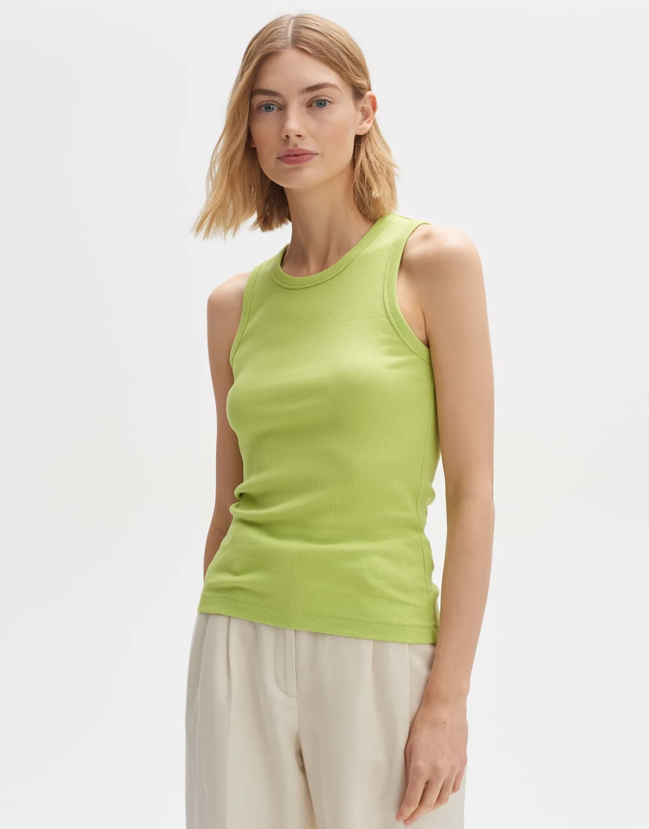 tank_top_ilesso_grn_online_bestellen_1.webp OPUS Tank Top Ilesso Grün Online Bestellen^Damen Basics | Shirts