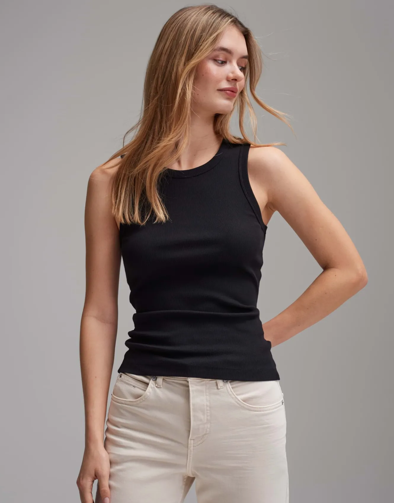 tank_top_ilesso_schwarz_online_bestellen_1.webp OPUS Tank Top Ilesso Schwarz Online Bestellen^Damen Basics | Shirts